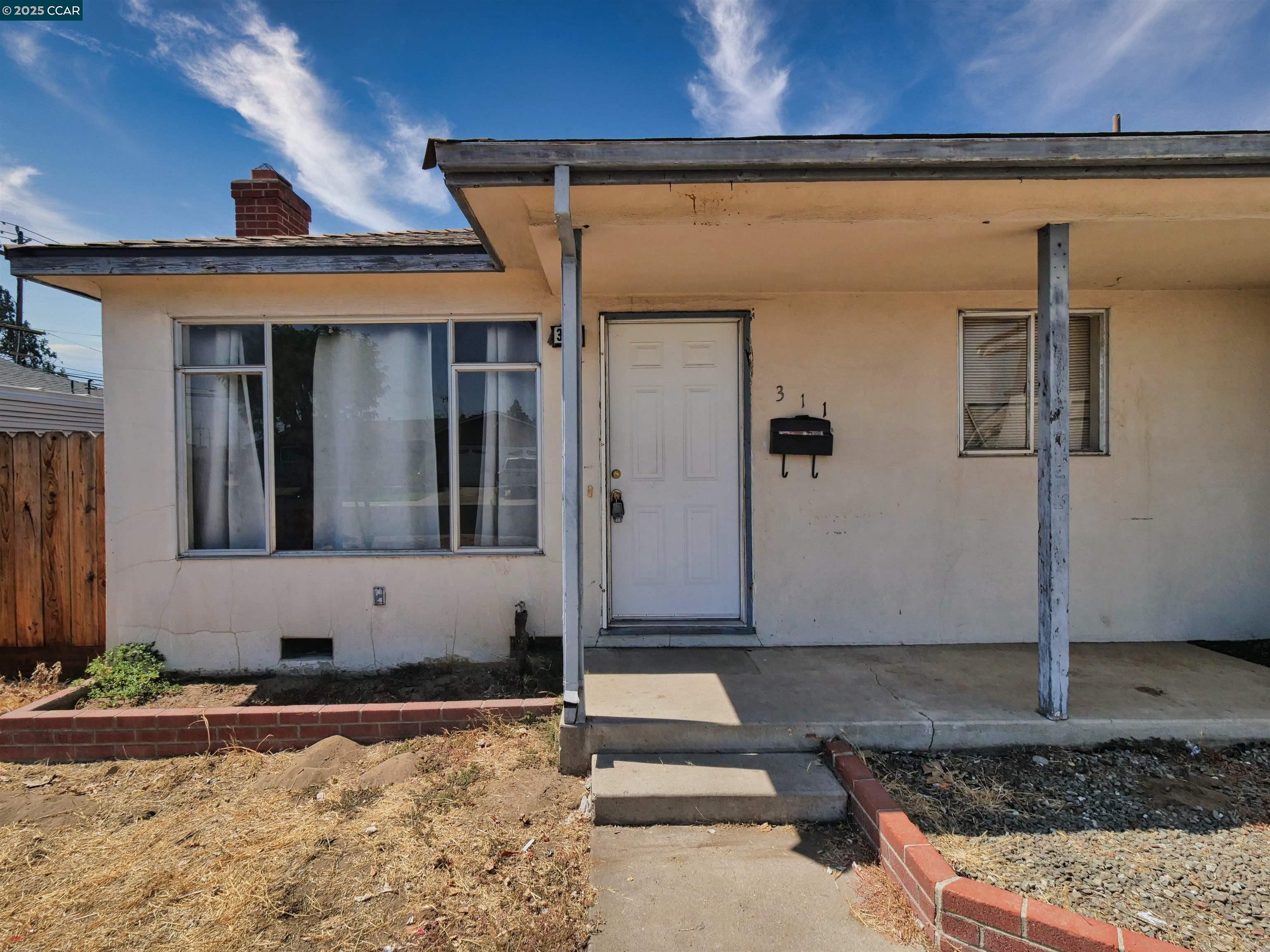311 Charles Avenue