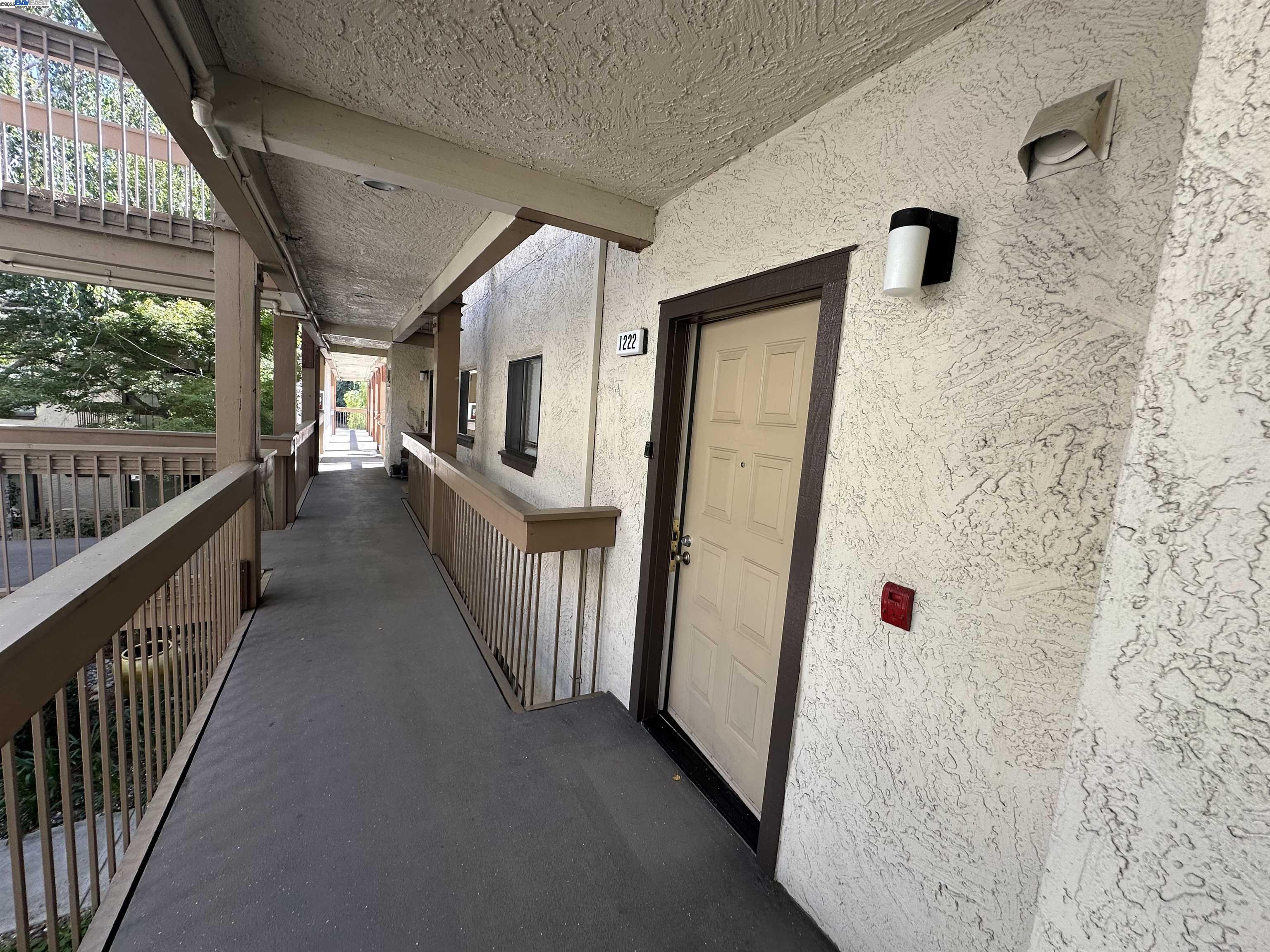 1222 S Villa Way, Walnut Creek