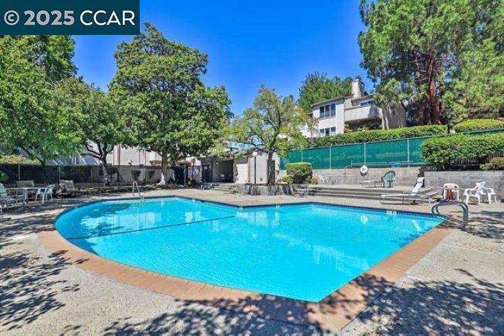 375 Camelback Rd # 23