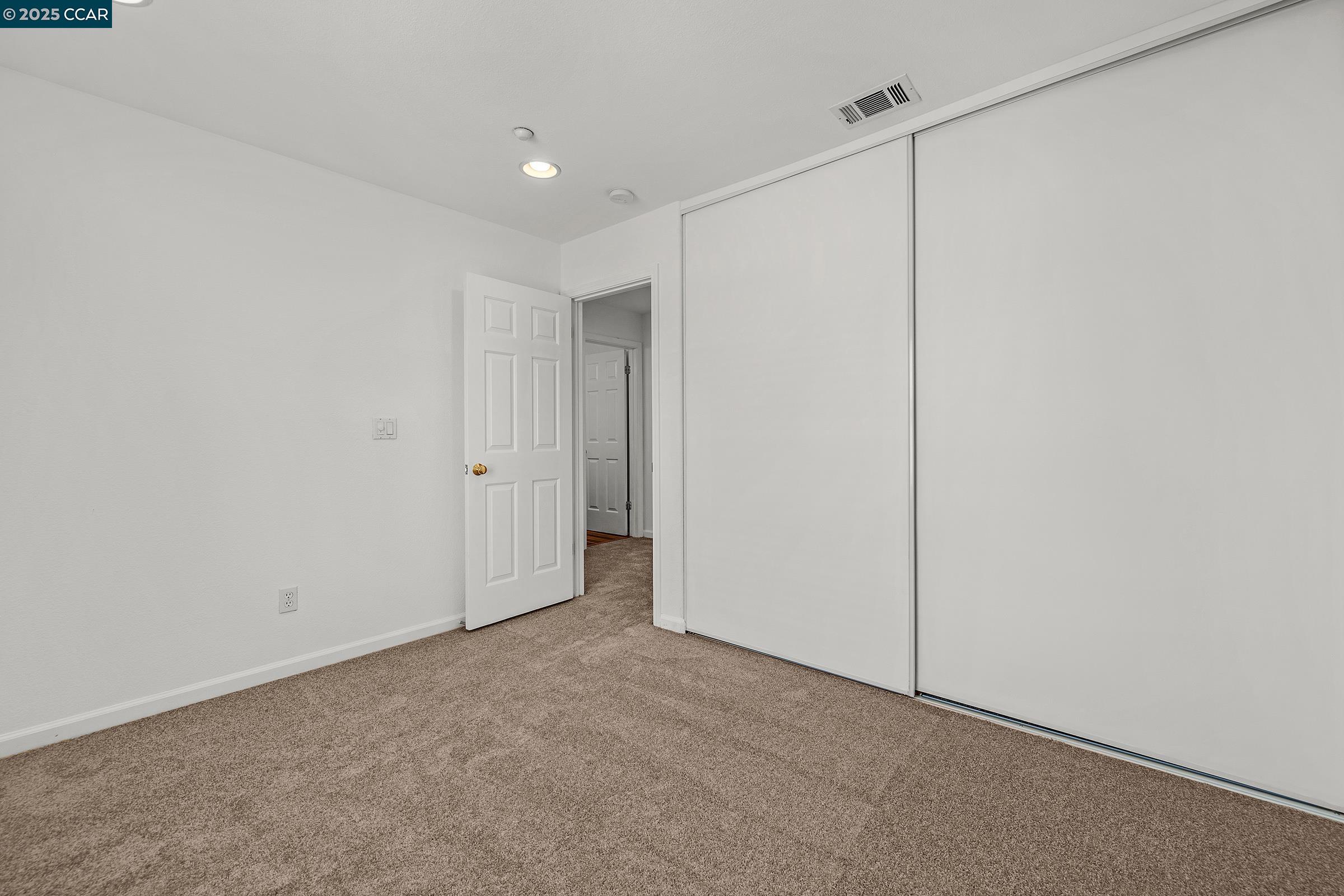 2392 Millstream