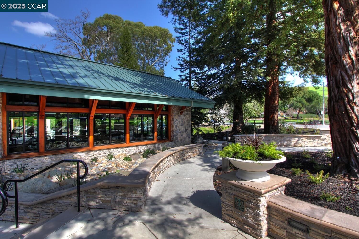 2709 Golden Rain Road # 6