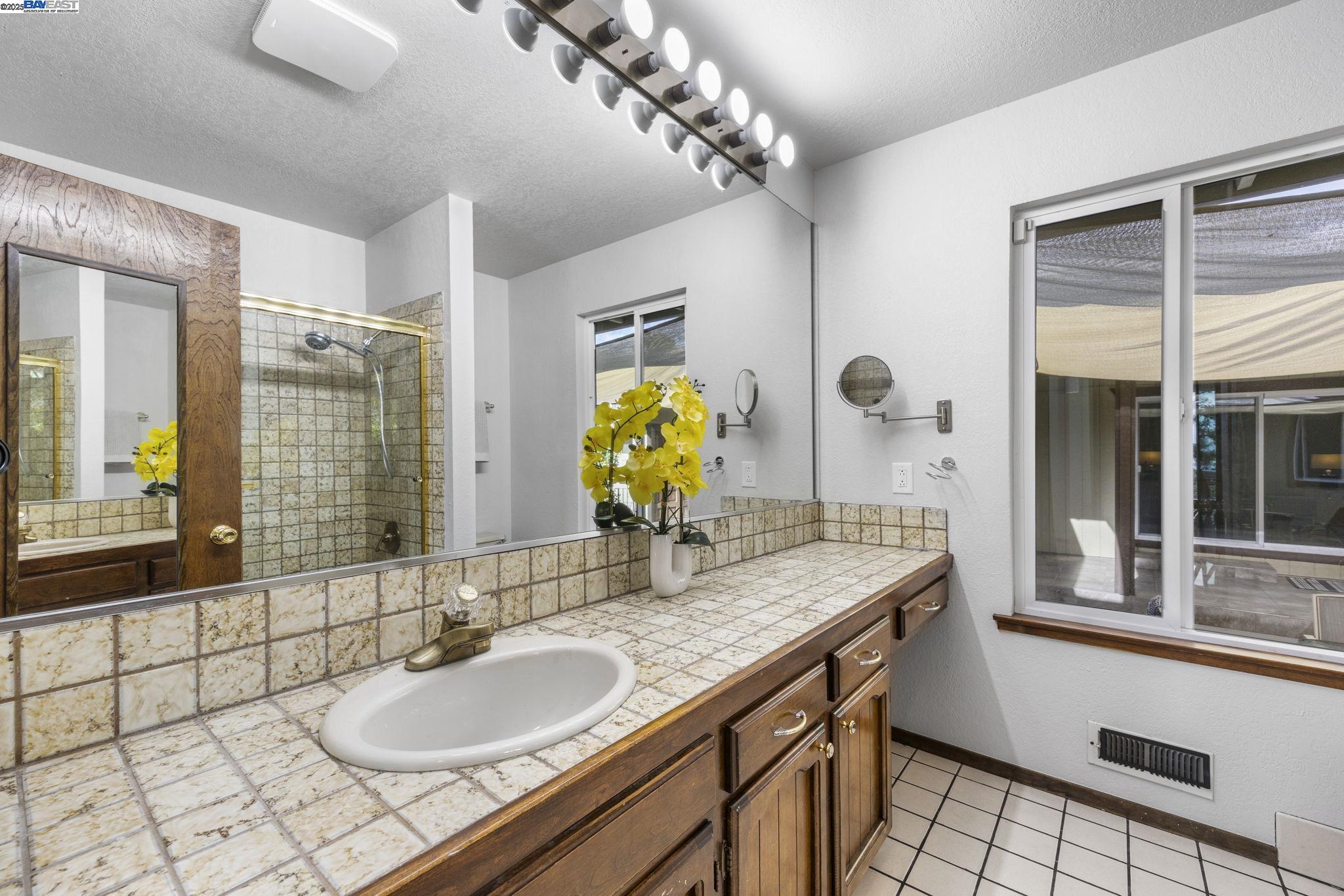 46935 Aloe Ct