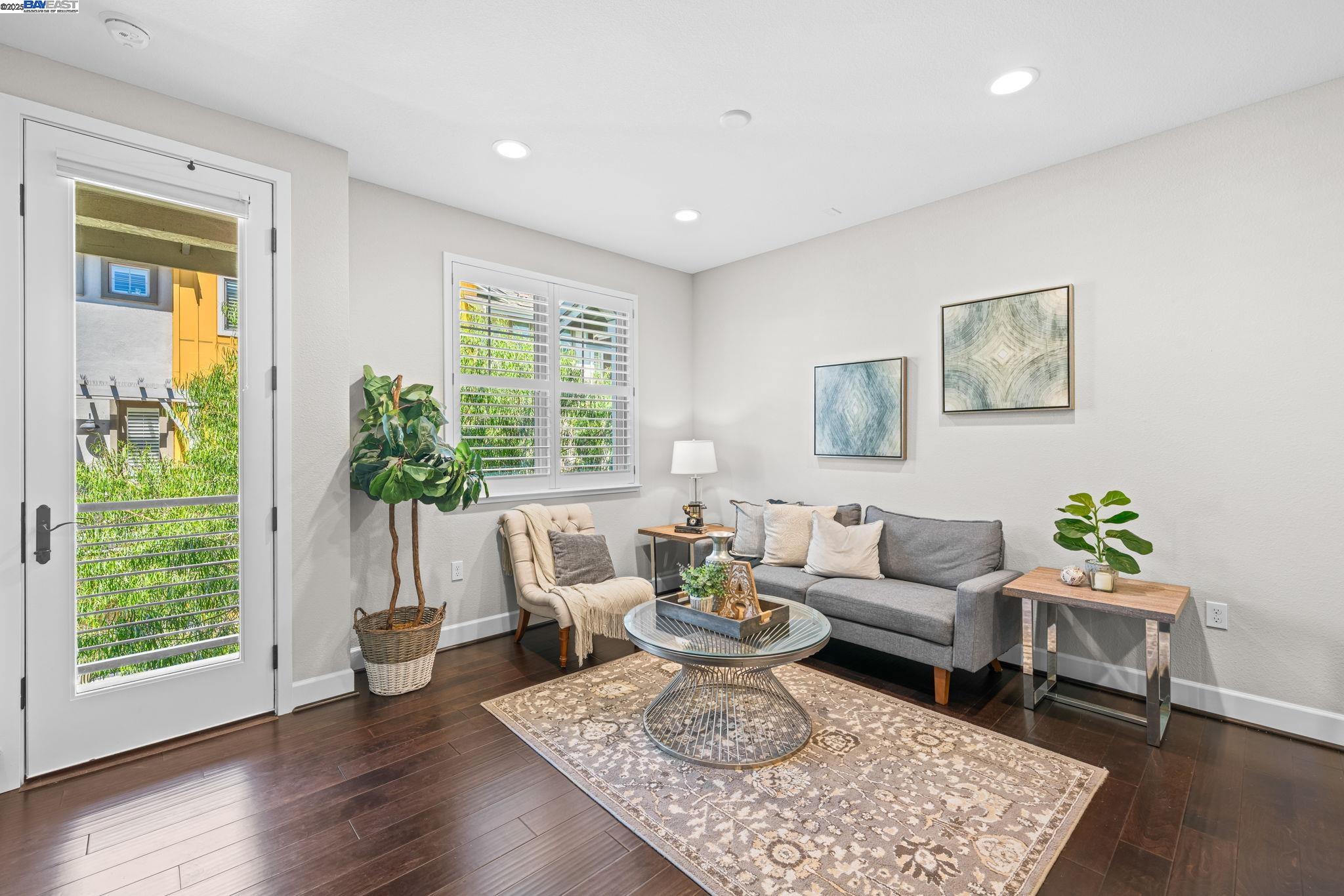 389 Basswood Cmn # 9, Livermore Unit: 9