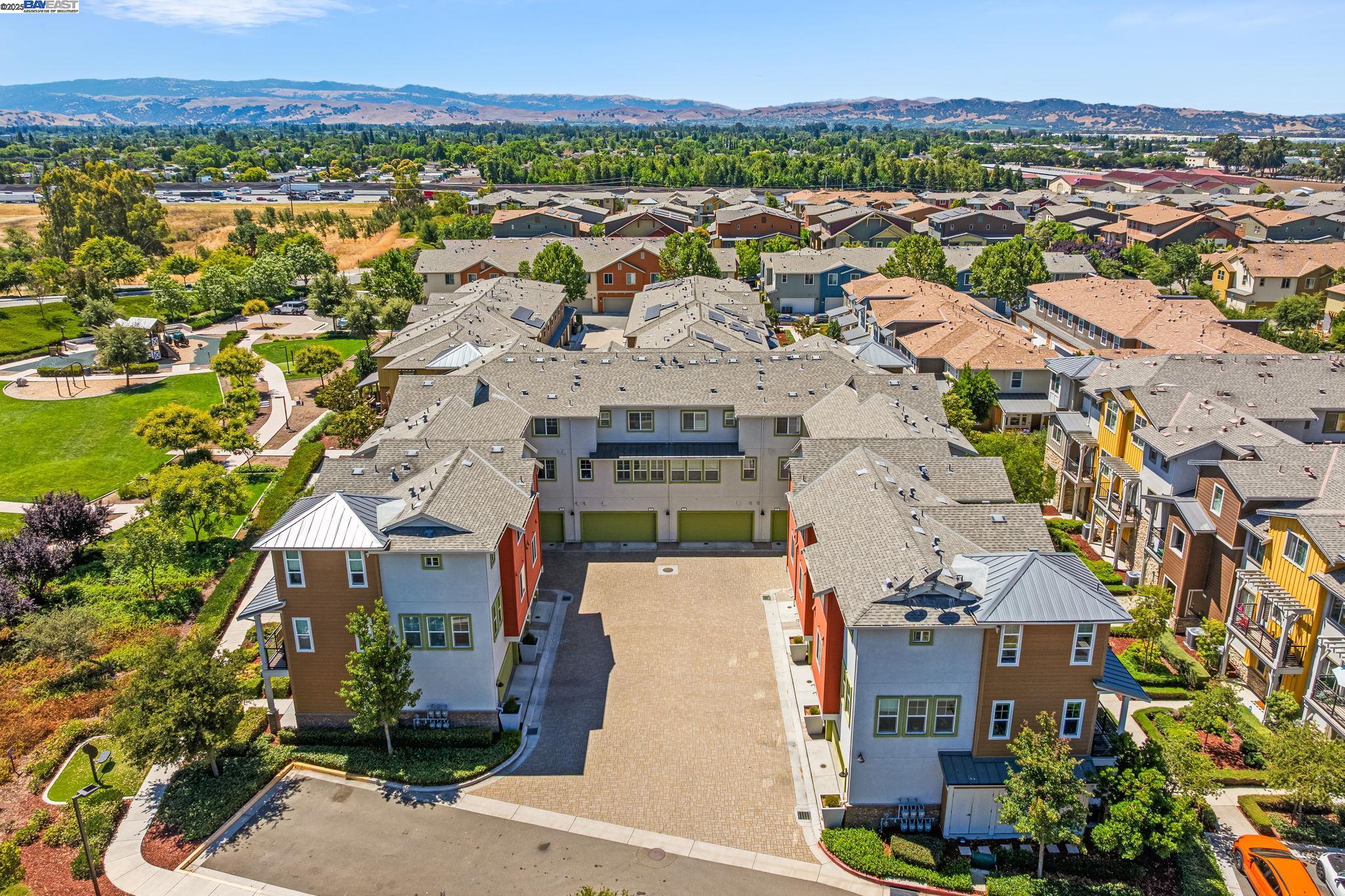 389 Basswood Cmn # 9, Livermore Unit: 9