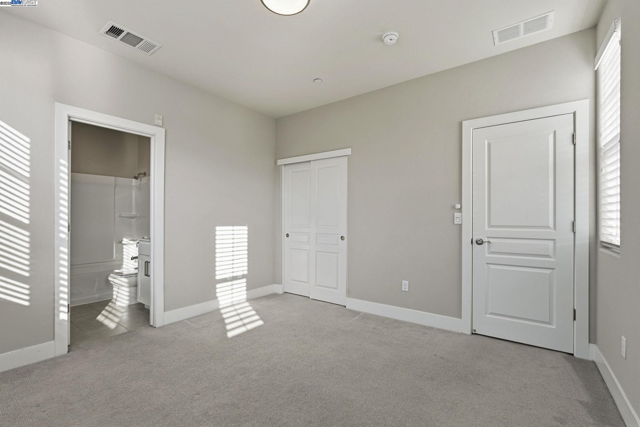 201 Jetty Dr, Richmond