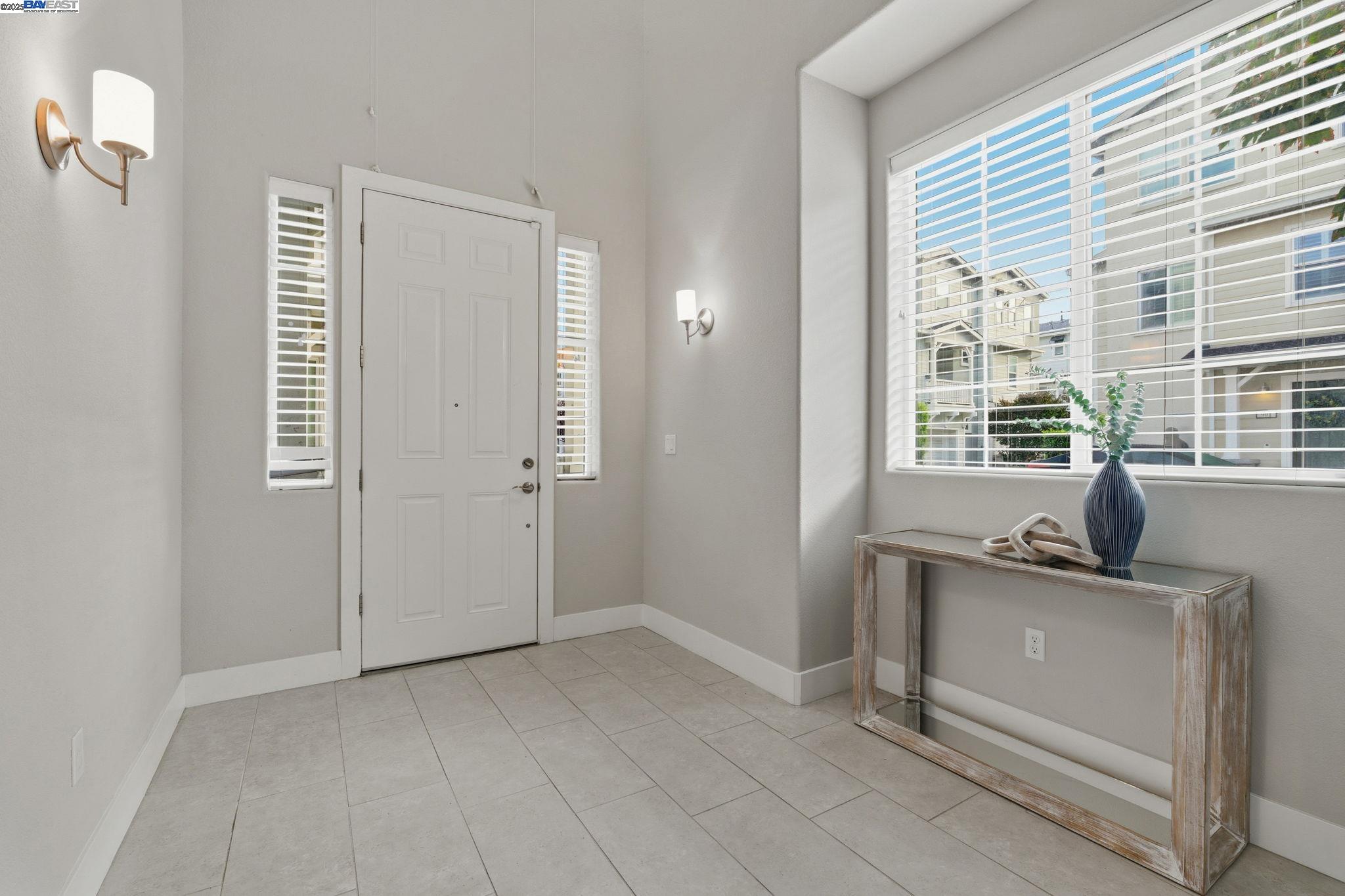 201 Jetty Dr, Richmond