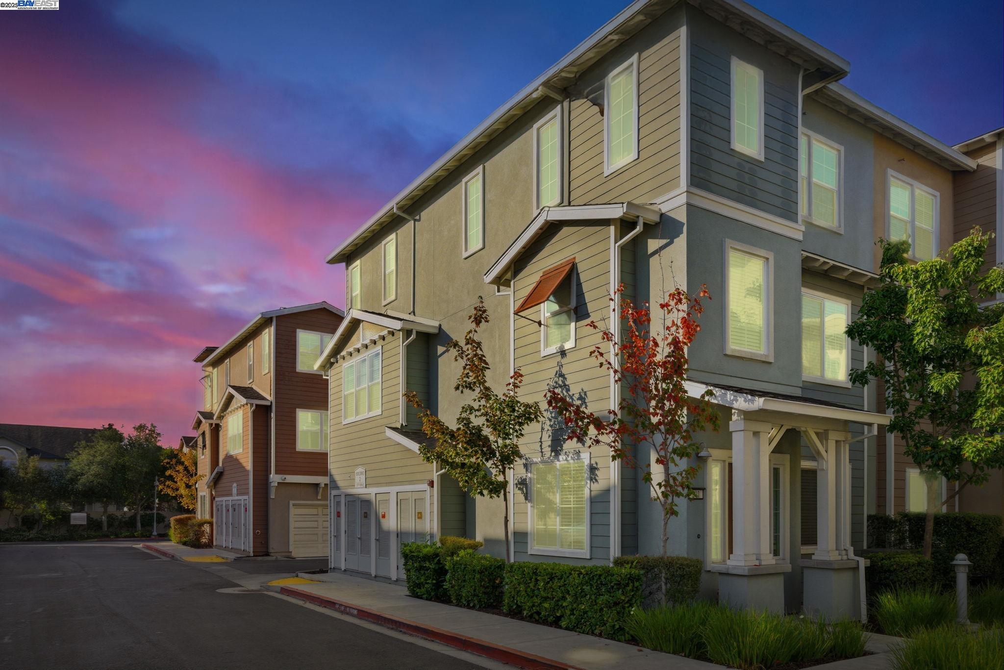 201 Jetty Dr, Richmond