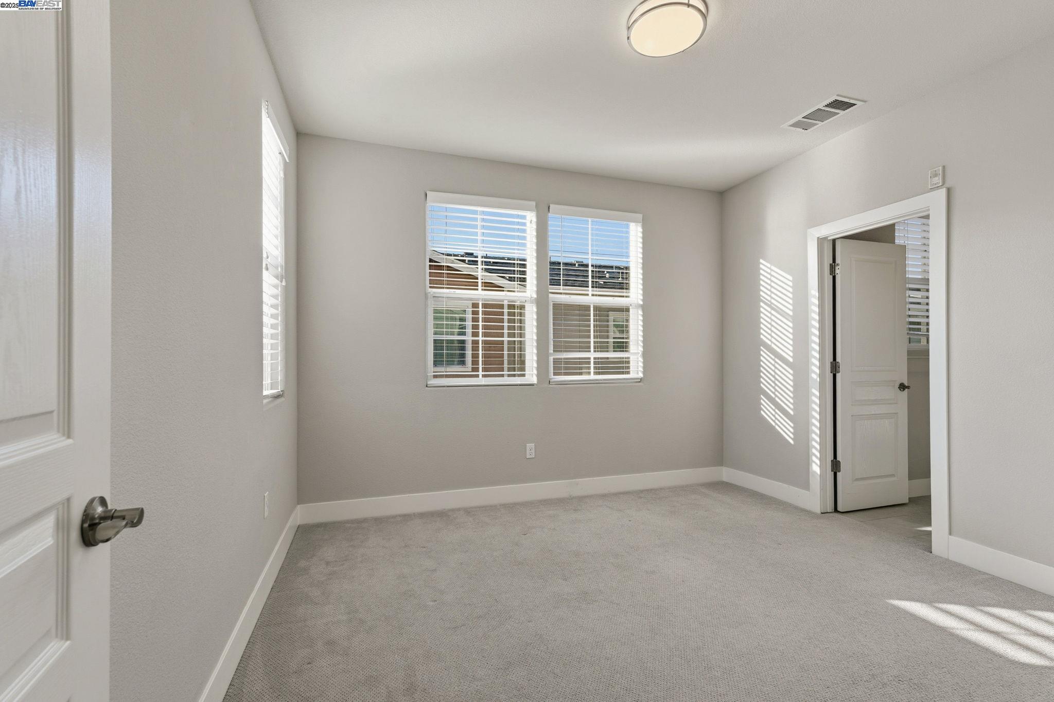 201 Jetty Dr, Richmond