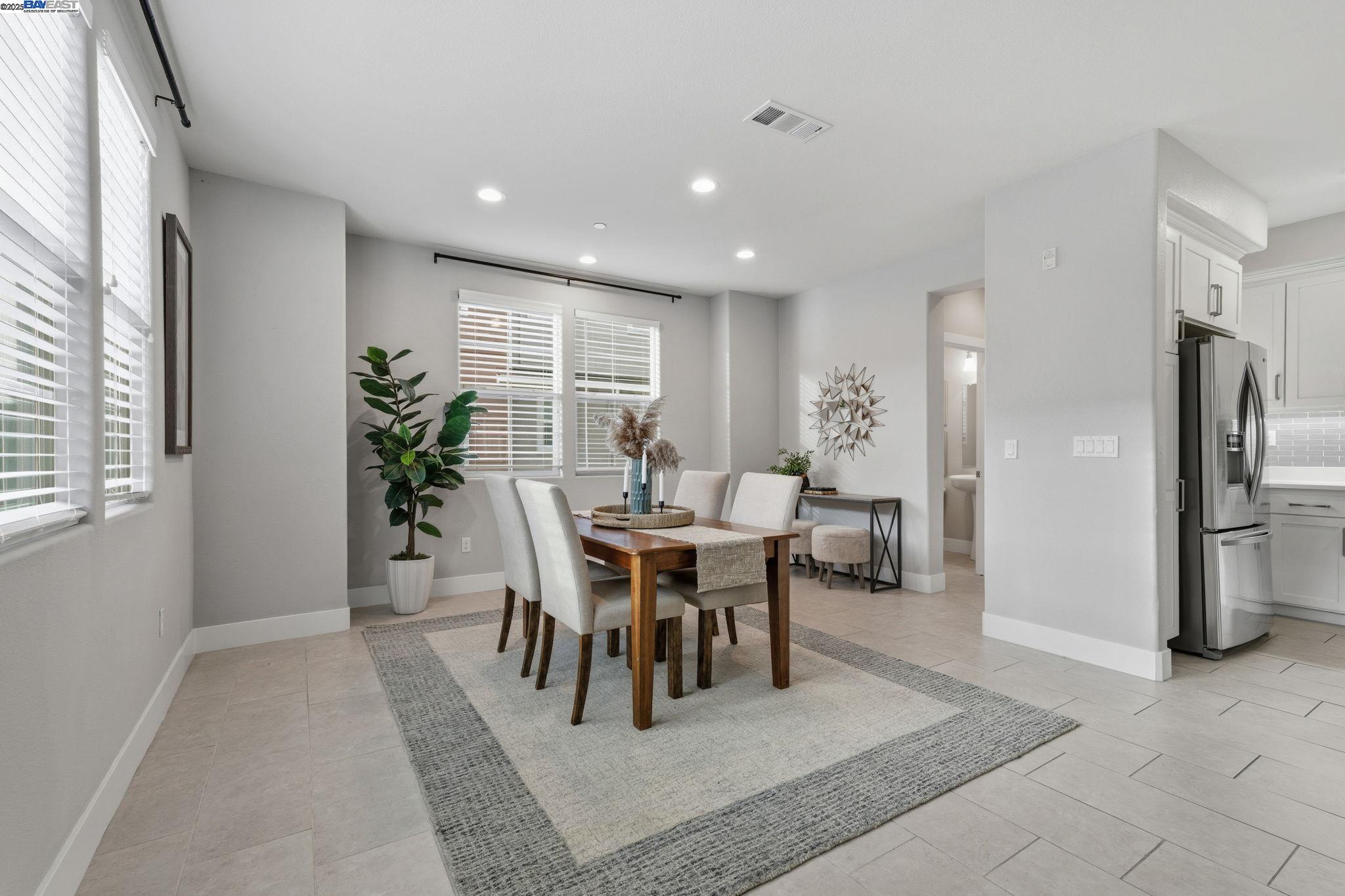 201 Jetty Dr, Richmond