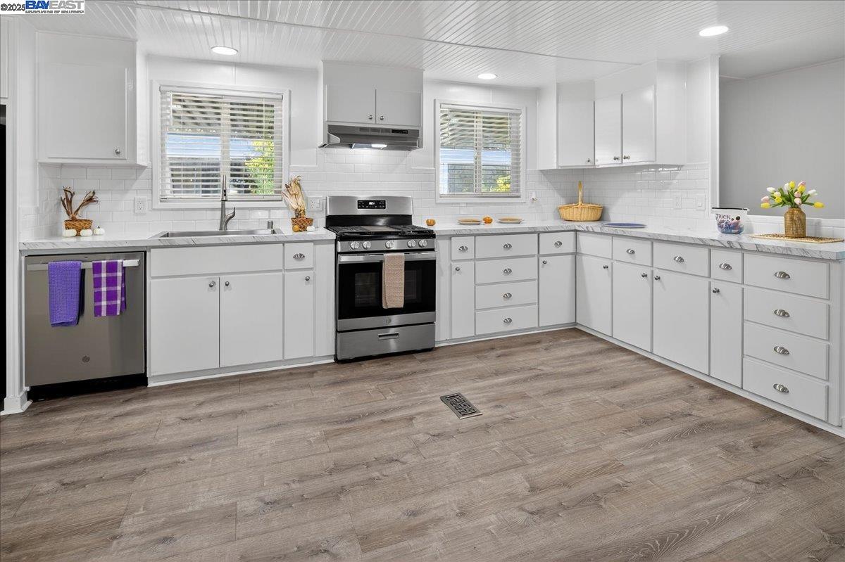 440 Santa Monica, San Leandro