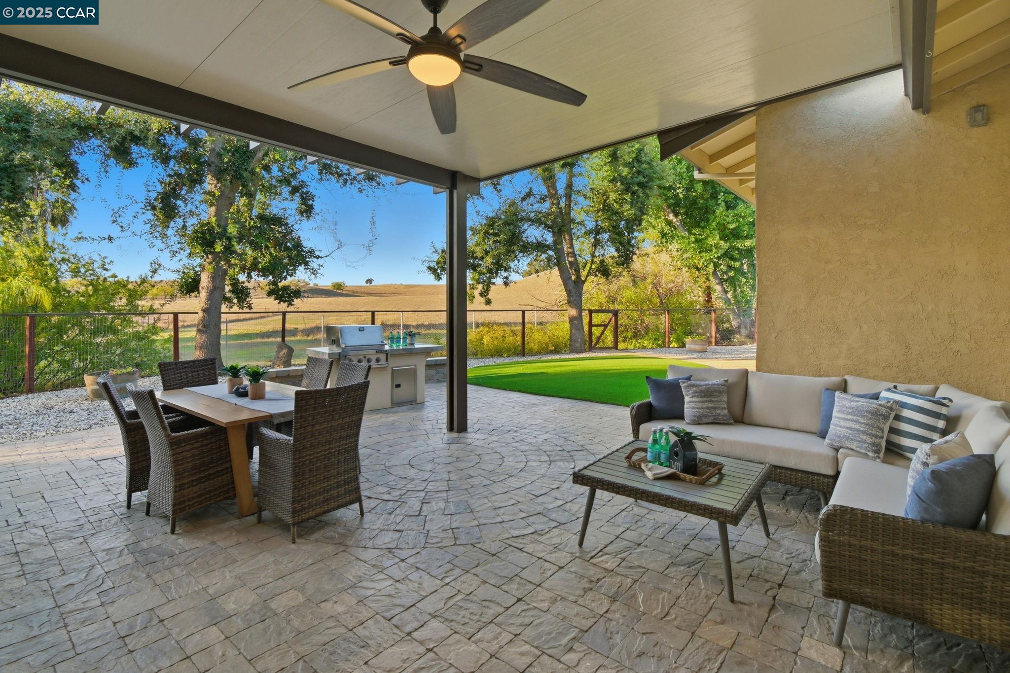 1975 Holly Creek Pl, Concord