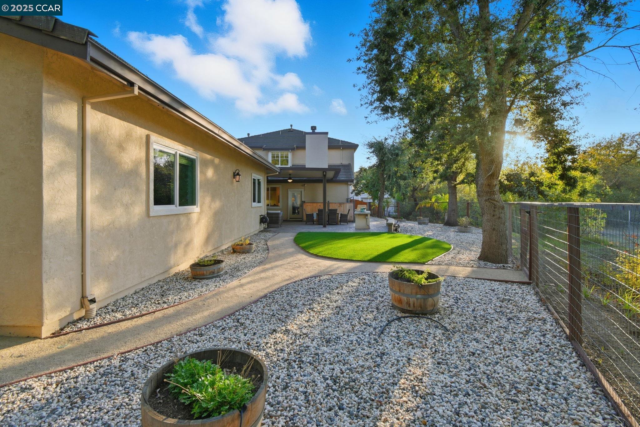 1975 Holly Creek Pl, Concord