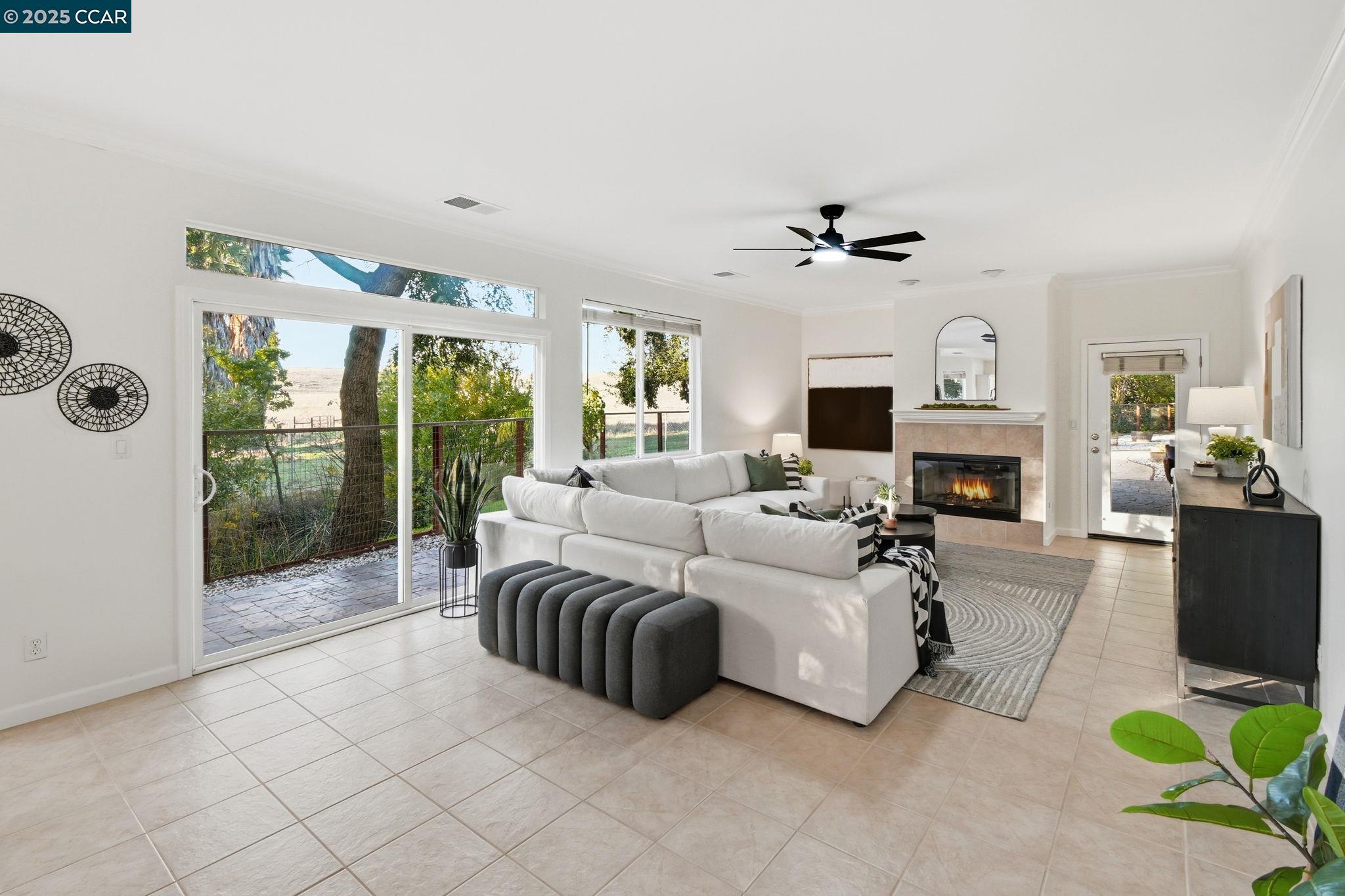 1975 Holly Creek Pl, Concord