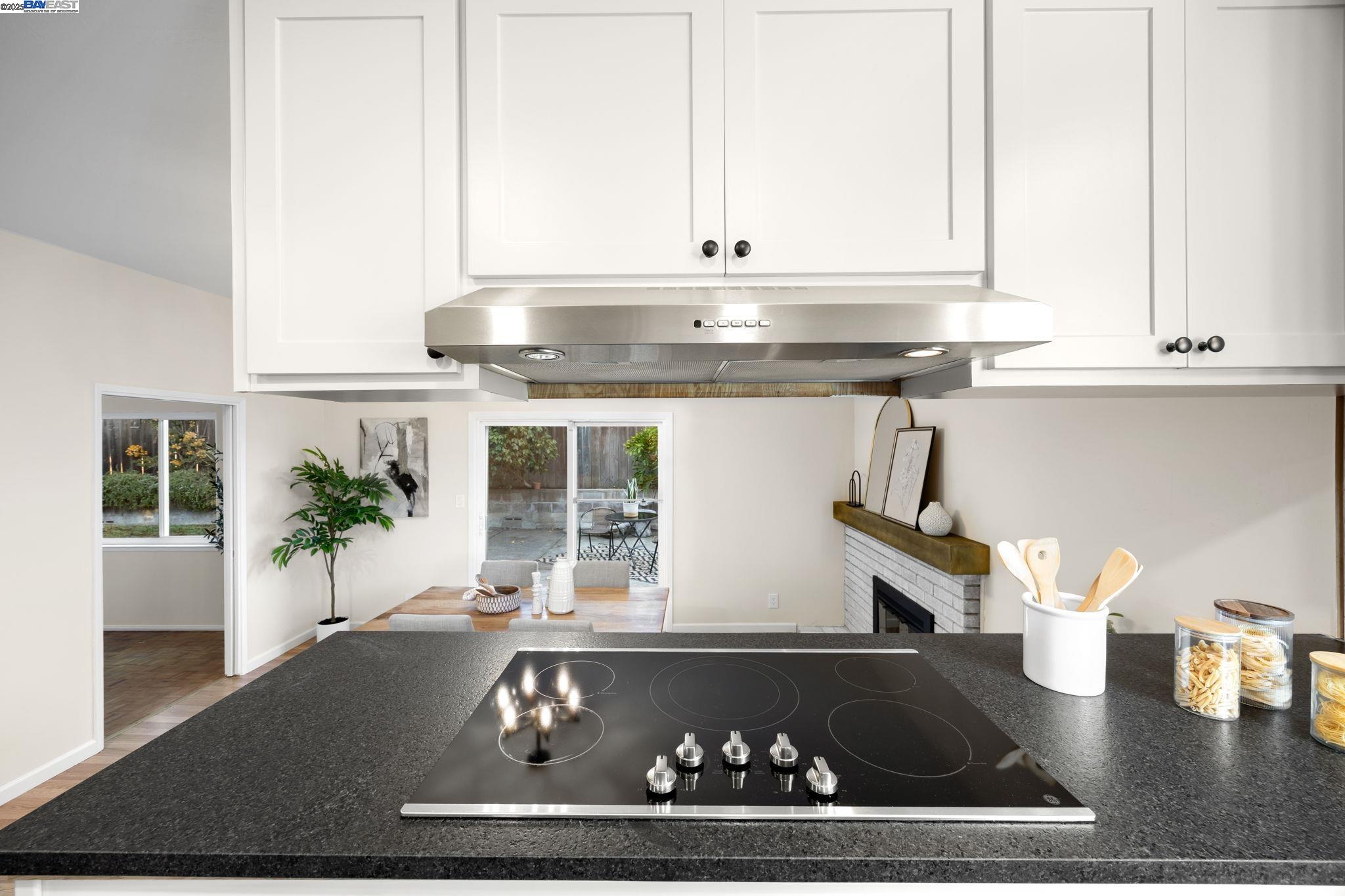 19554 Jaydine St, Castro Valley