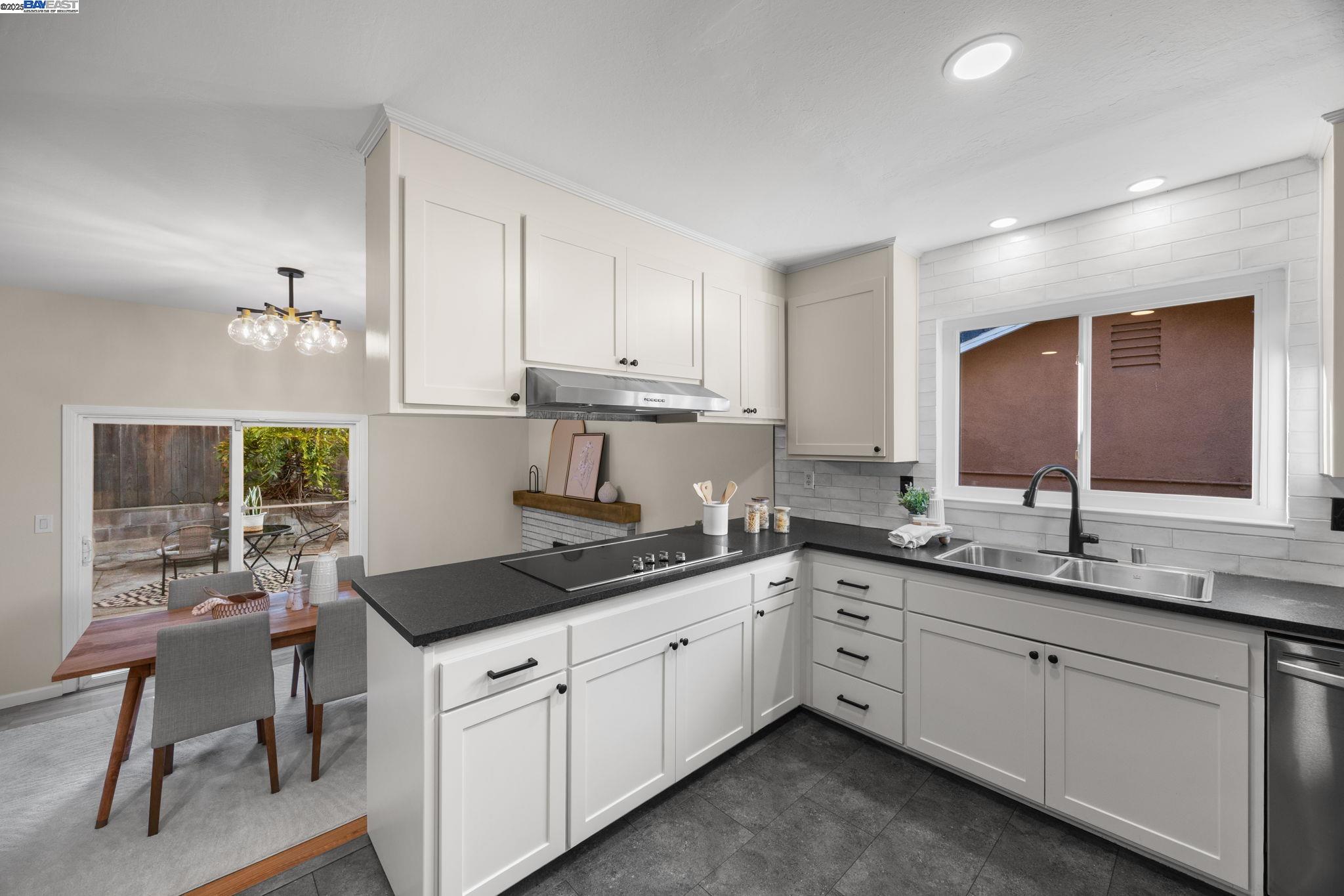 19554 Jaydine St, Castro Valley