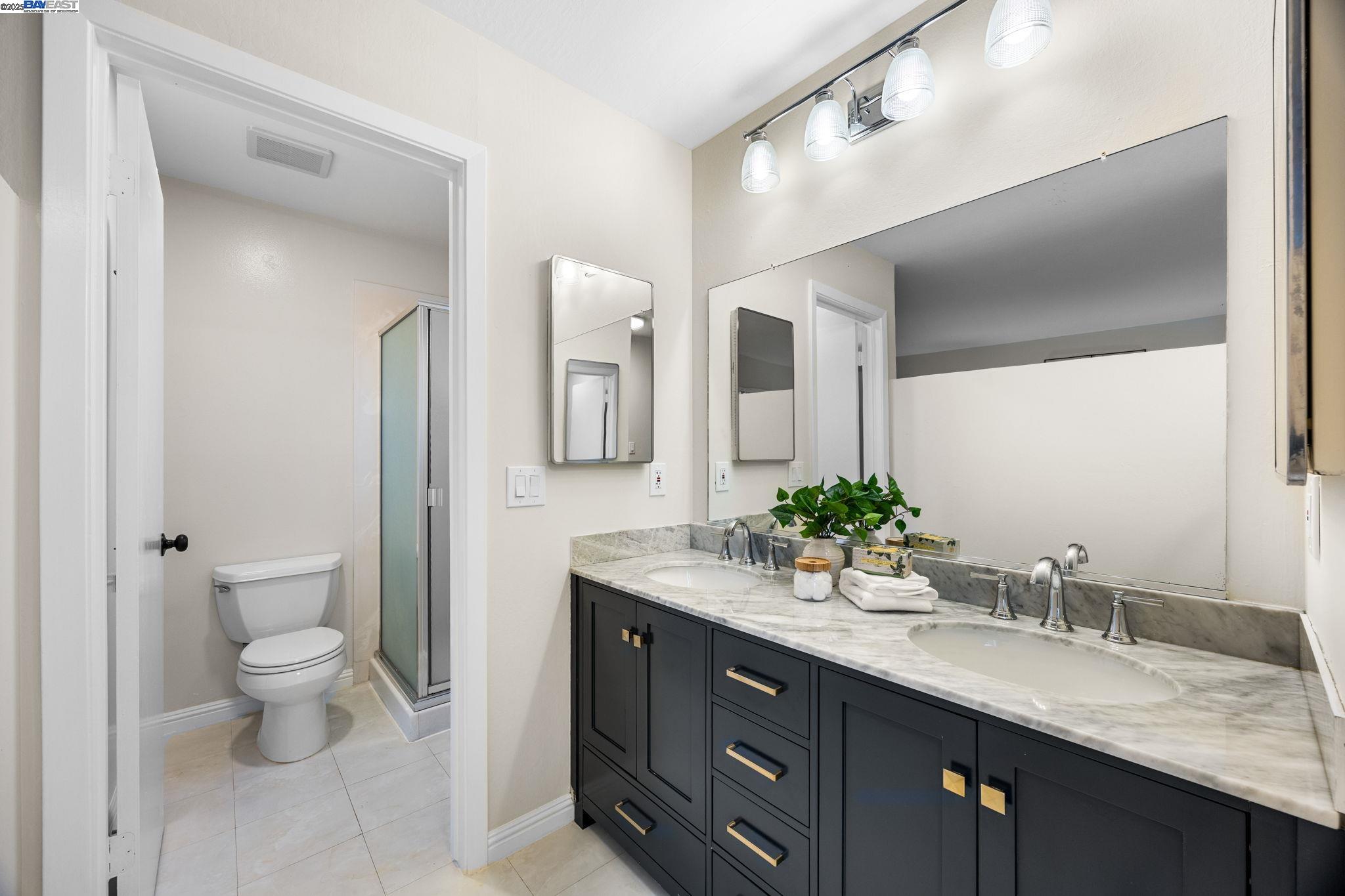 19554 Jaydine St, Castro Valley