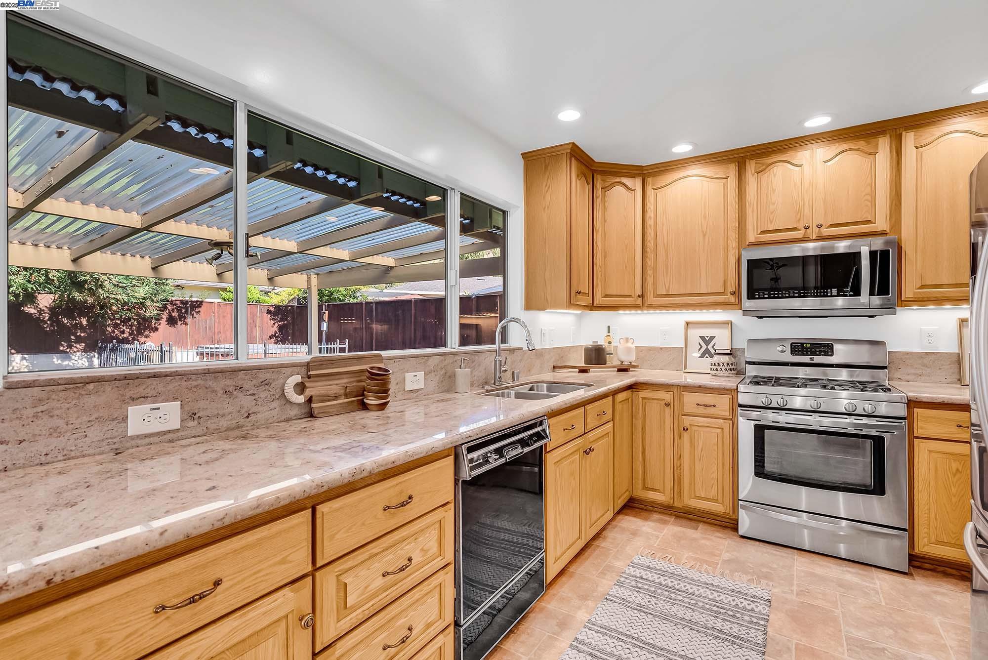 584 Eleanor Place, Hayward