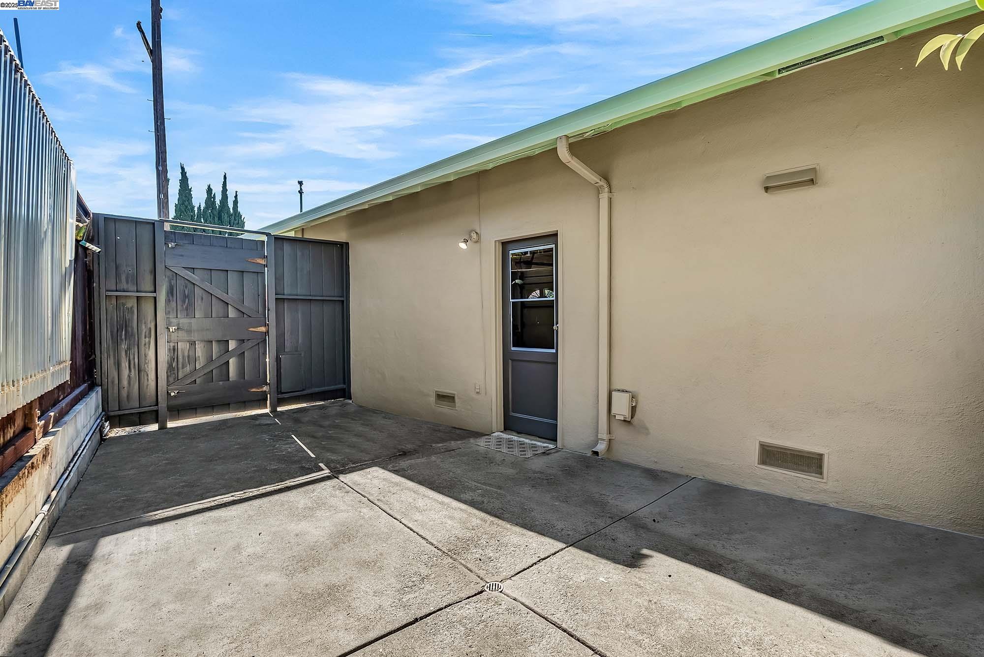 584 Eleanor Place, Hayward