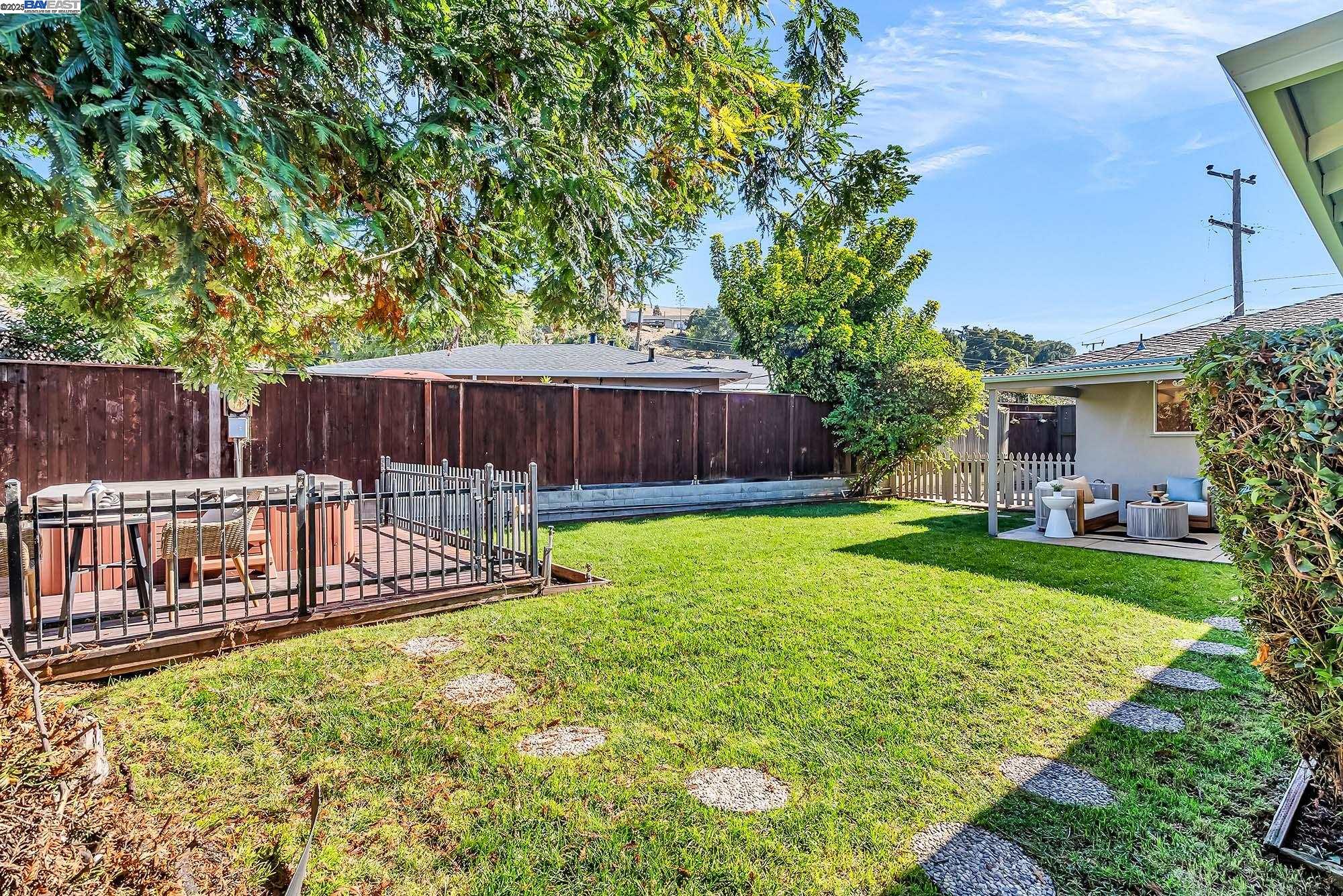 584 Eleanor Place, Hayward