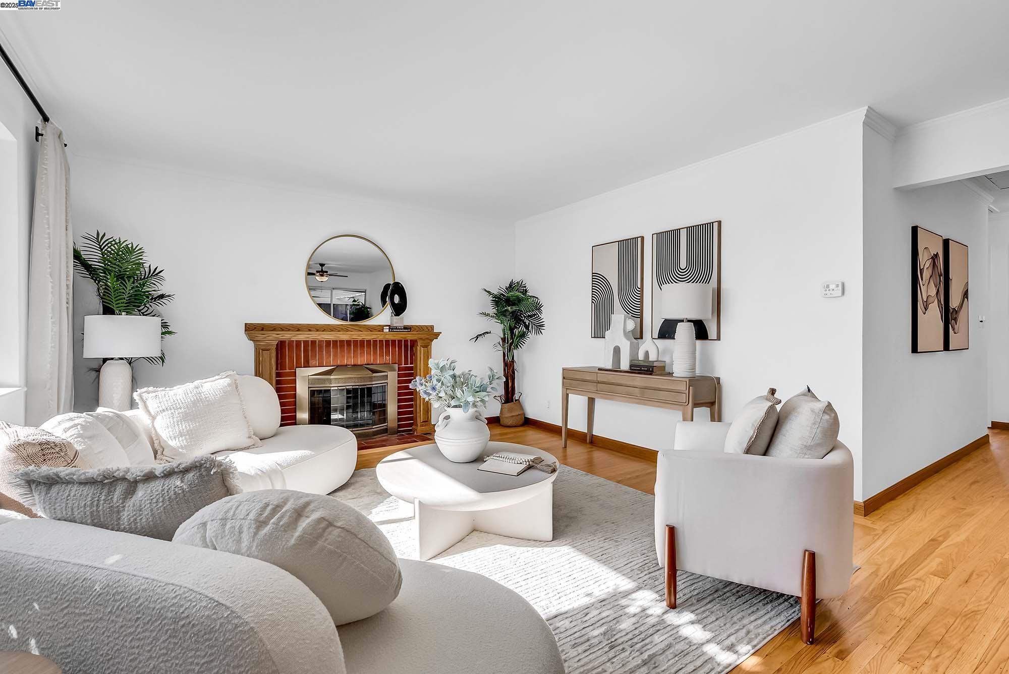 584 Eleanor Place, Hayward