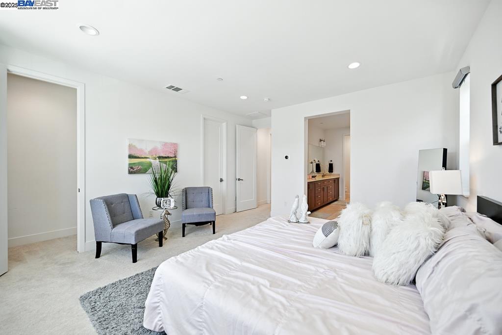 2100 Carbondale, Dublin