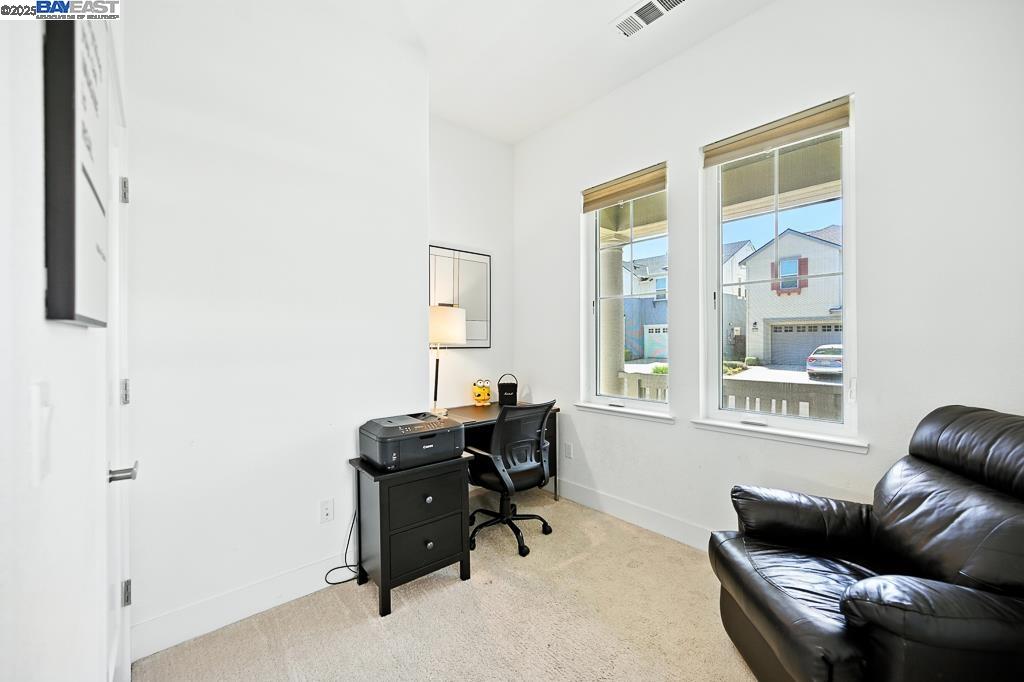 2100 Carbondale, Dublin