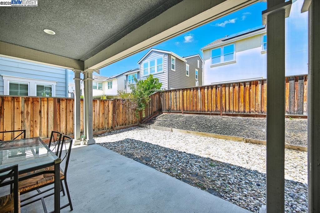 2100 Carbondale, Dublin