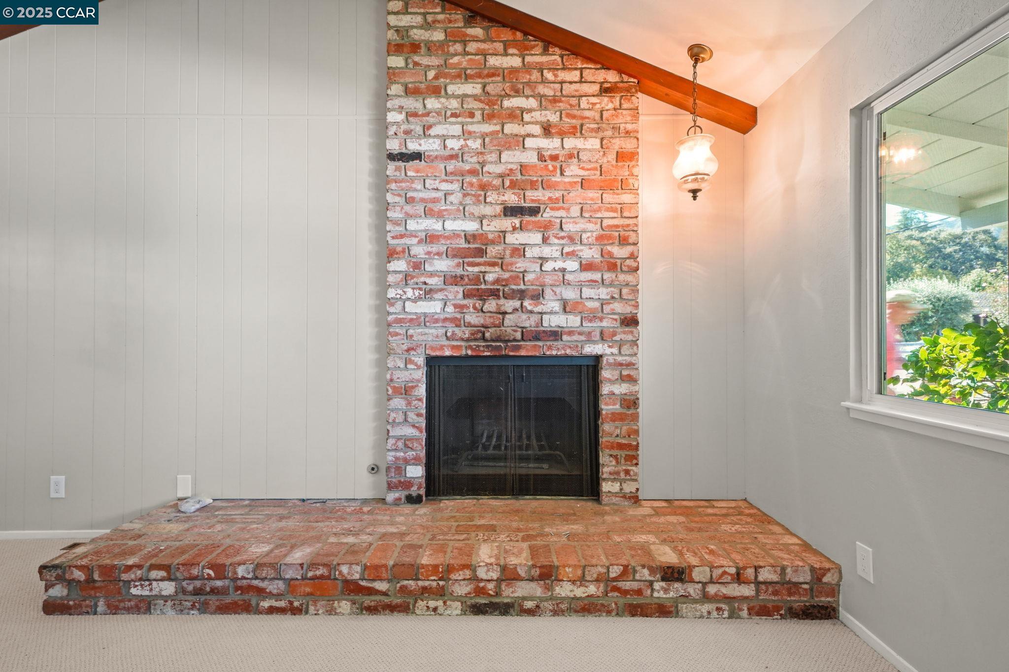 544 Verona Ave, Danville