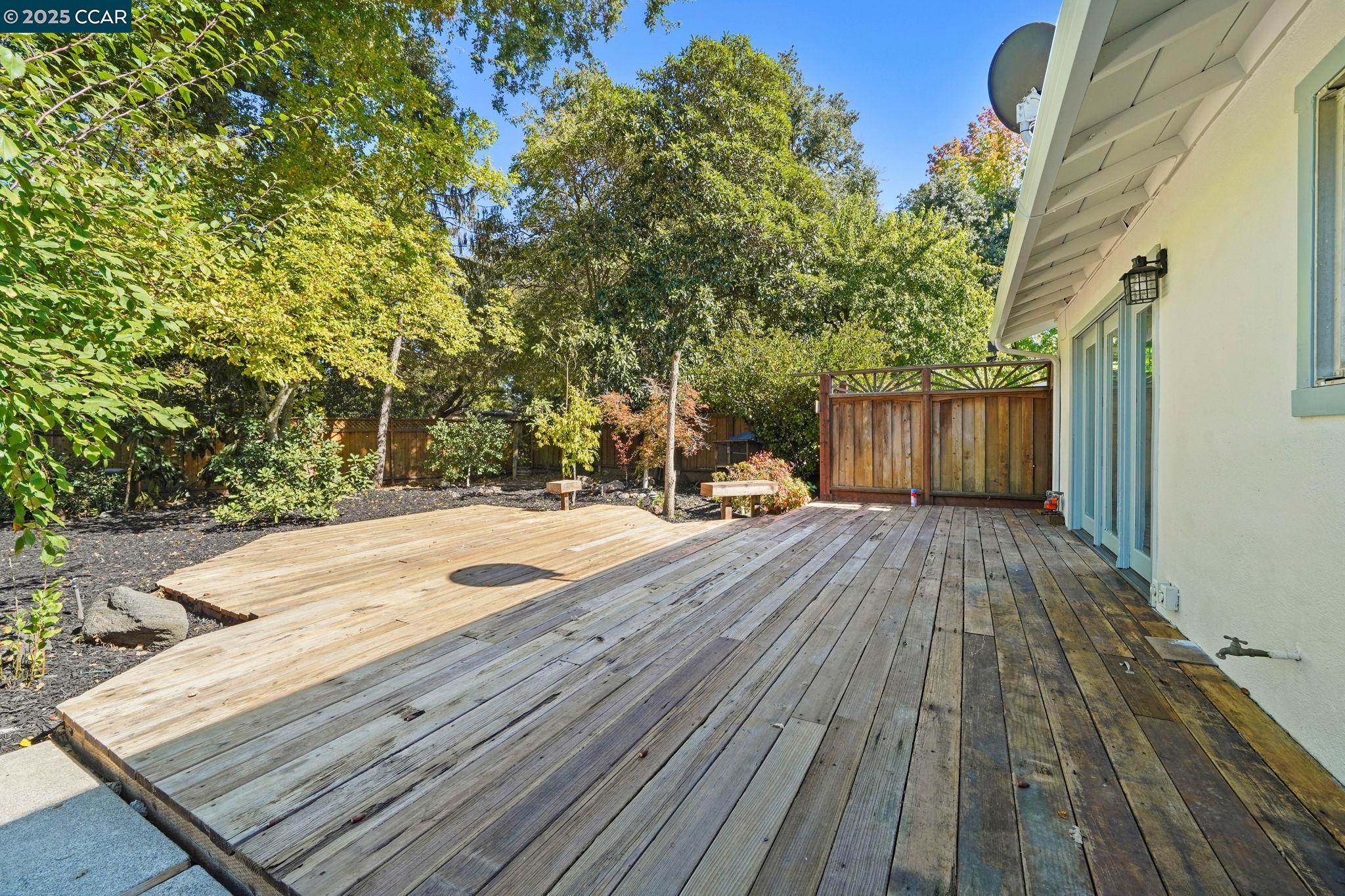 544 Verona Ave, Danville