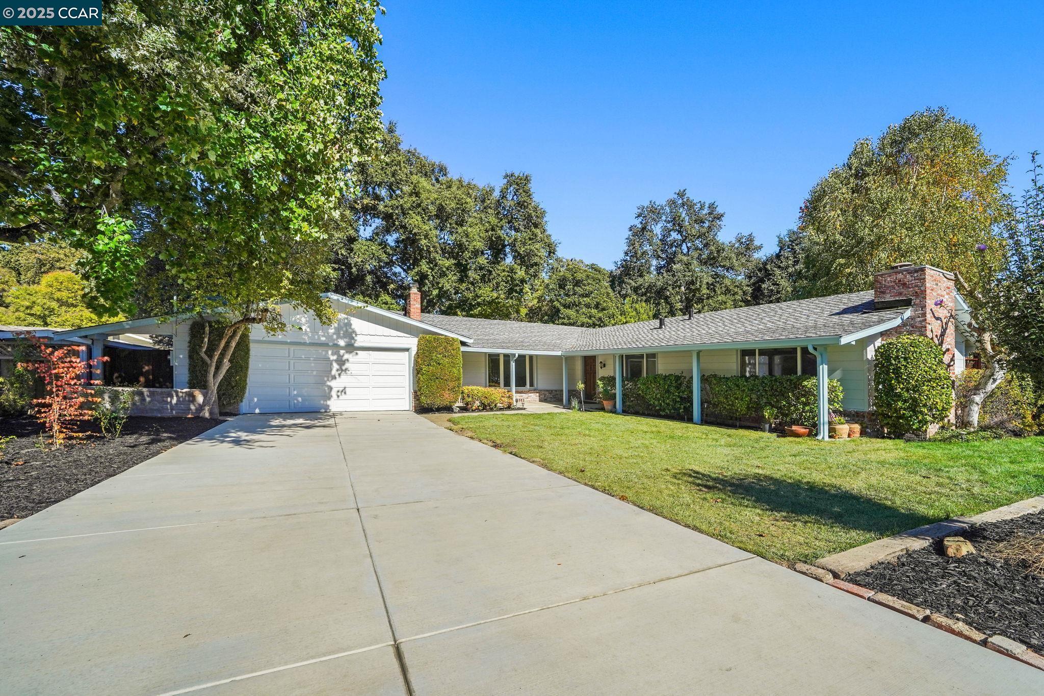 544 Verona Ave, Danville