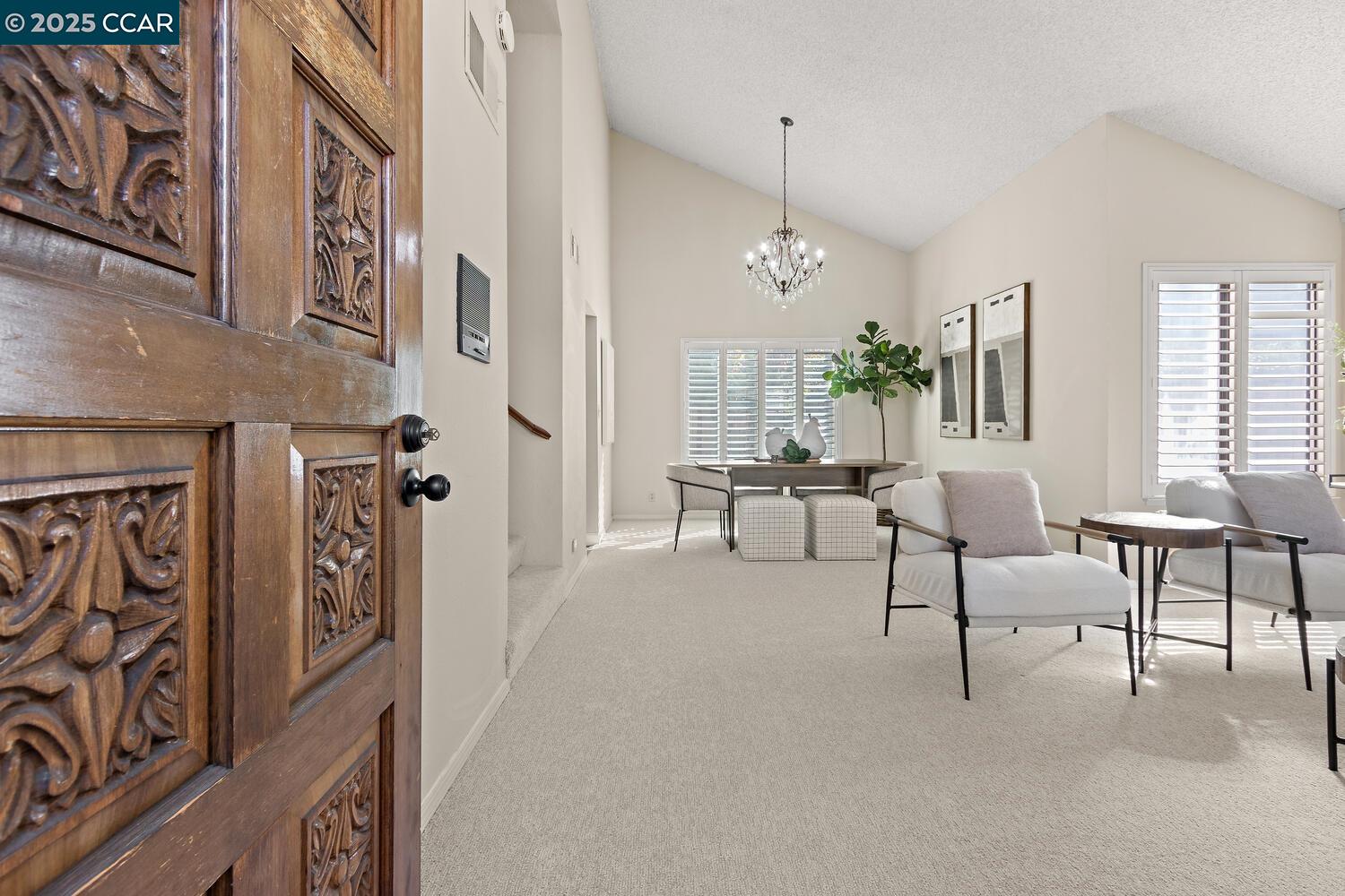 300 Lakehurst Dr, Martinez