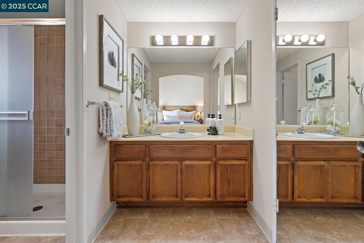 300 Lakehurst Dr, Martinez