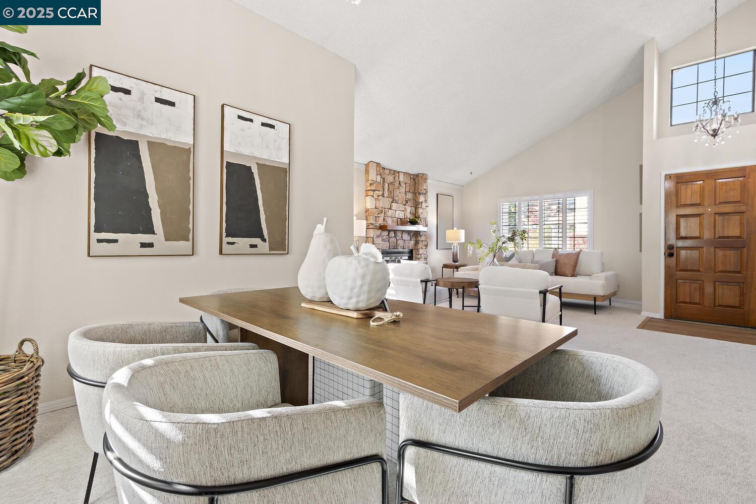 300 Lakehurst Dr, Martinez