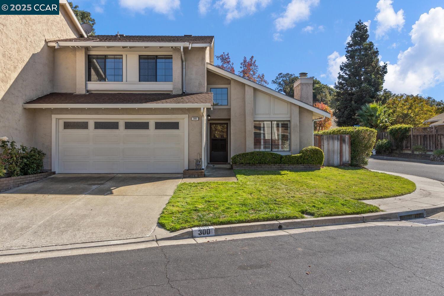 300 Lakehurst Dr, Martinez