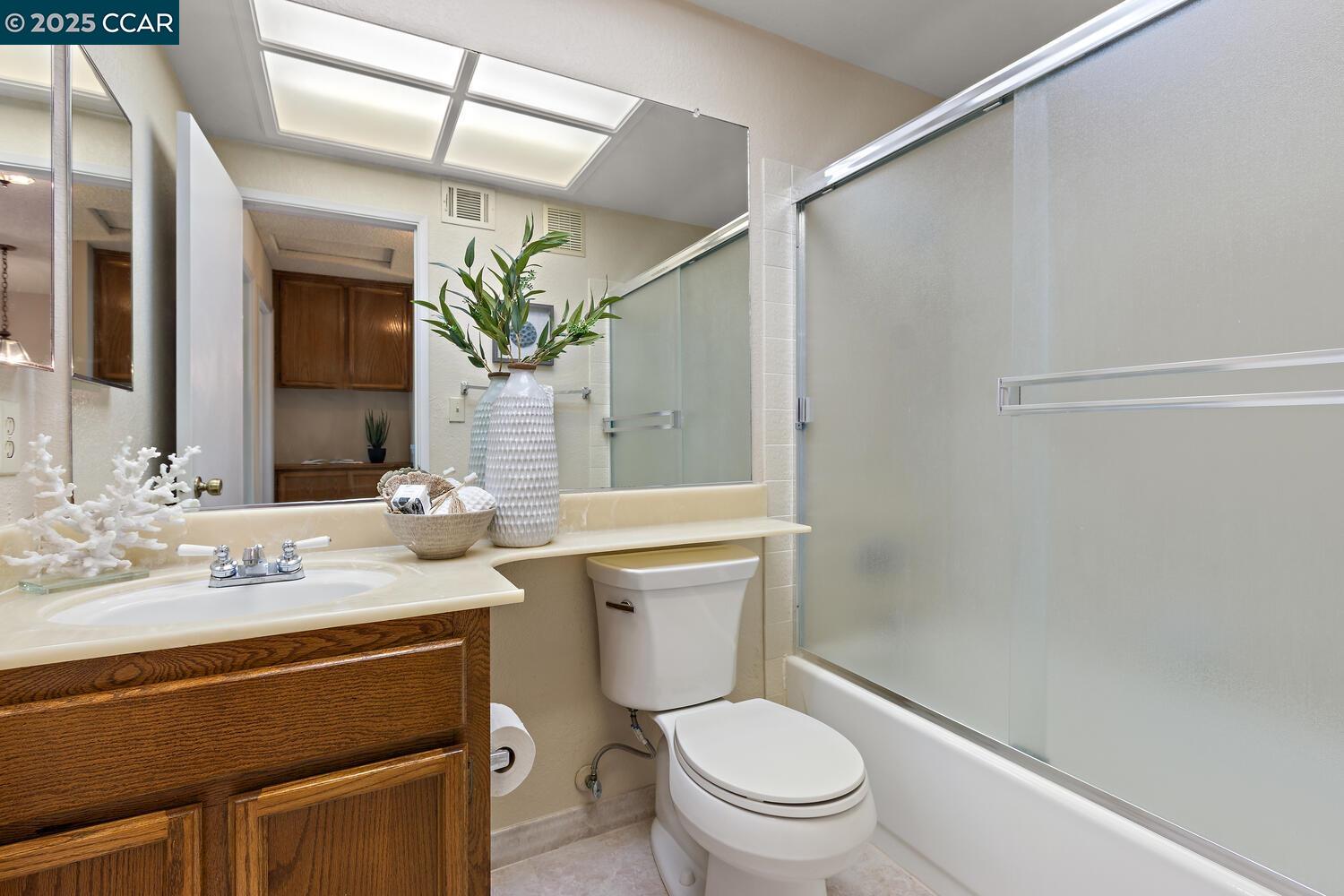 300 Lakehurst Dr, Martinez