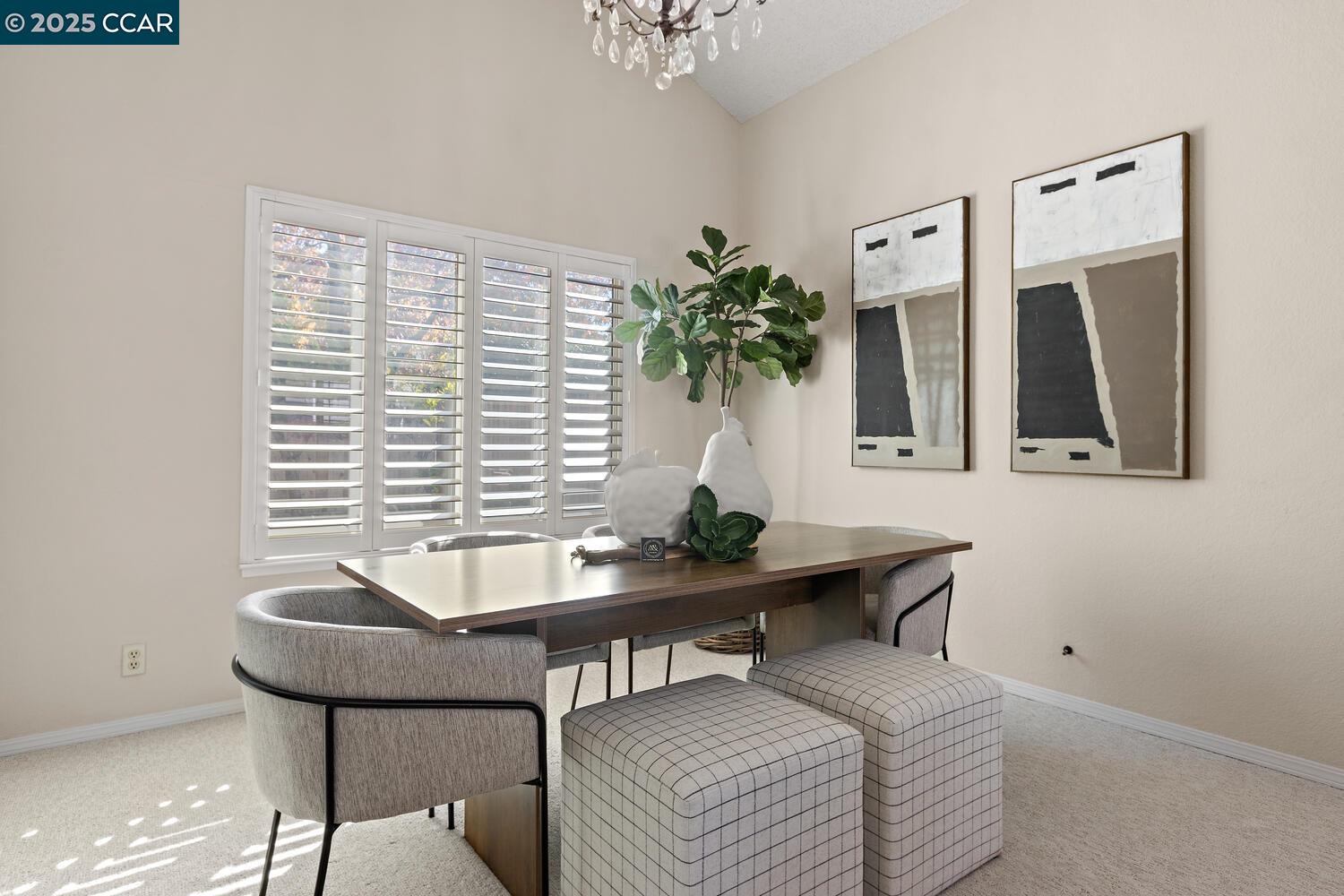 300 Lakehurst Dr, Martinez