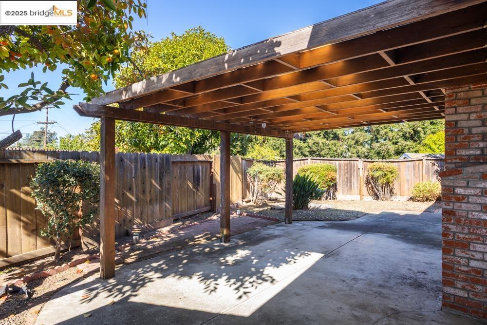 4137 Eden Ct