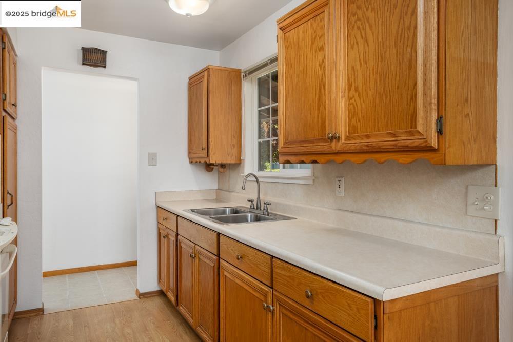 4137 Eden Ct