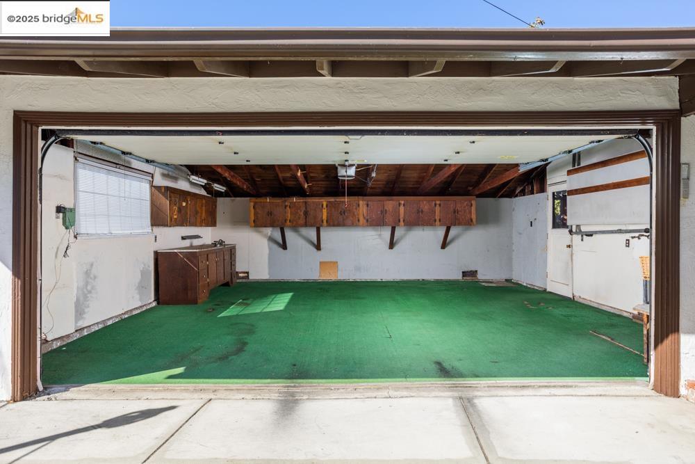 4137 Eden Ct