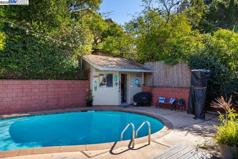 18798 Madison Ave, Castro Valley