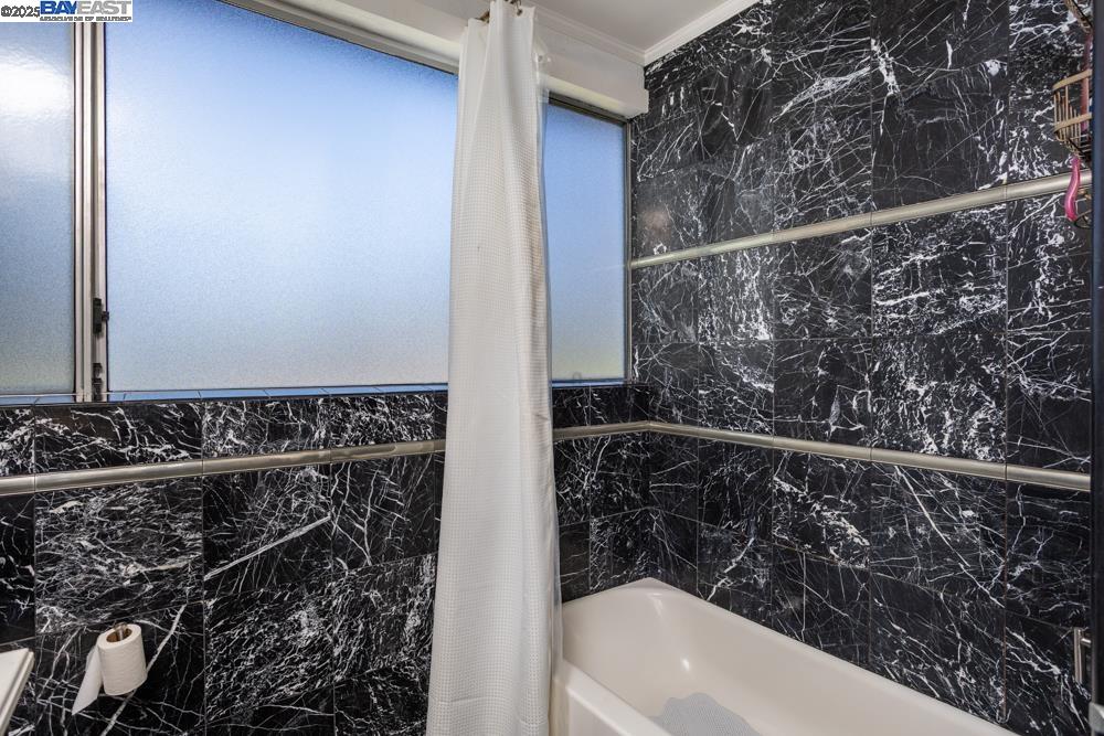 18798 Madison Ave, Castro Valley