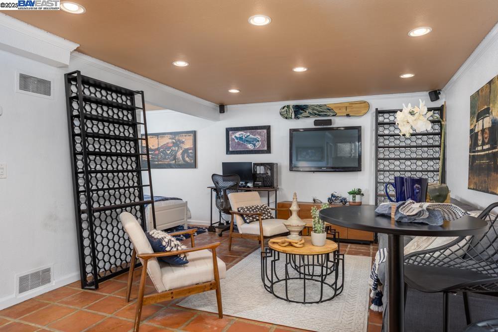 18798 Madison Ave, Castro Valley