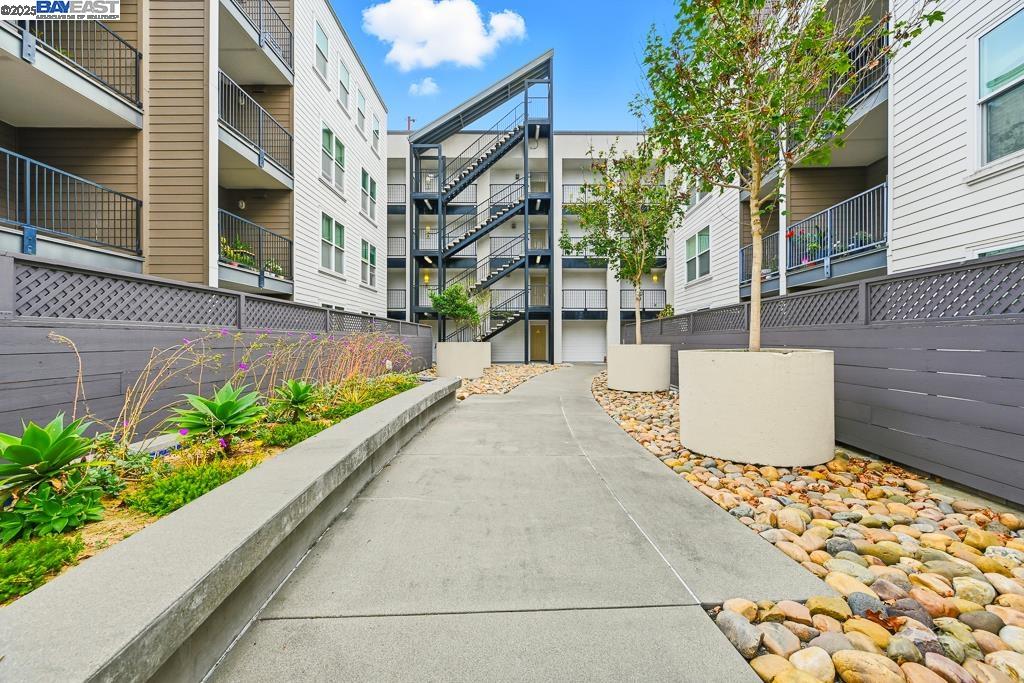 8100 Oceanview Ter # 112, San Francisco Unit: 112