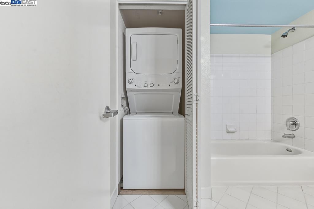 8100 Oceanview Ter # 112, San Francisco Unit: 112