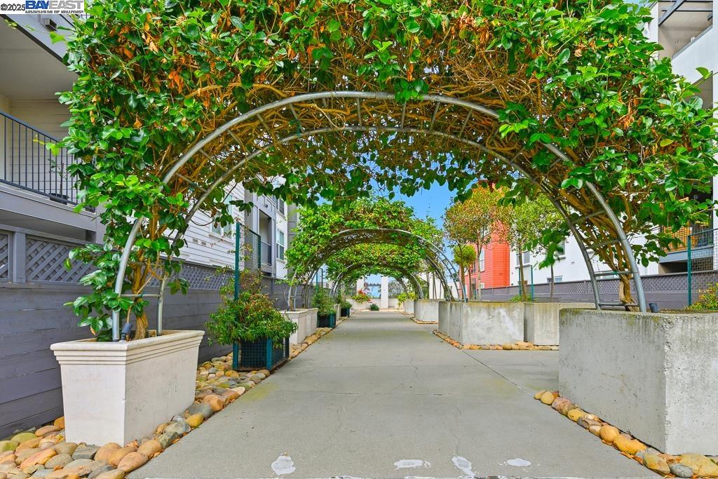 8100 Oceanview Ter # 112, San Francisco Unit: 112