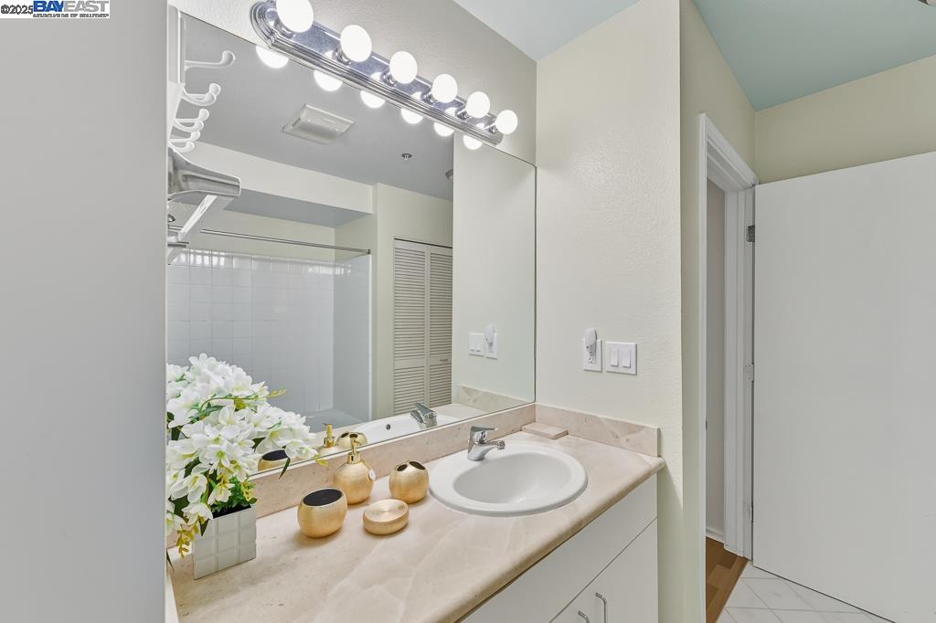 8100 Oceanview Ter # 112, San Francisco Unit: 112