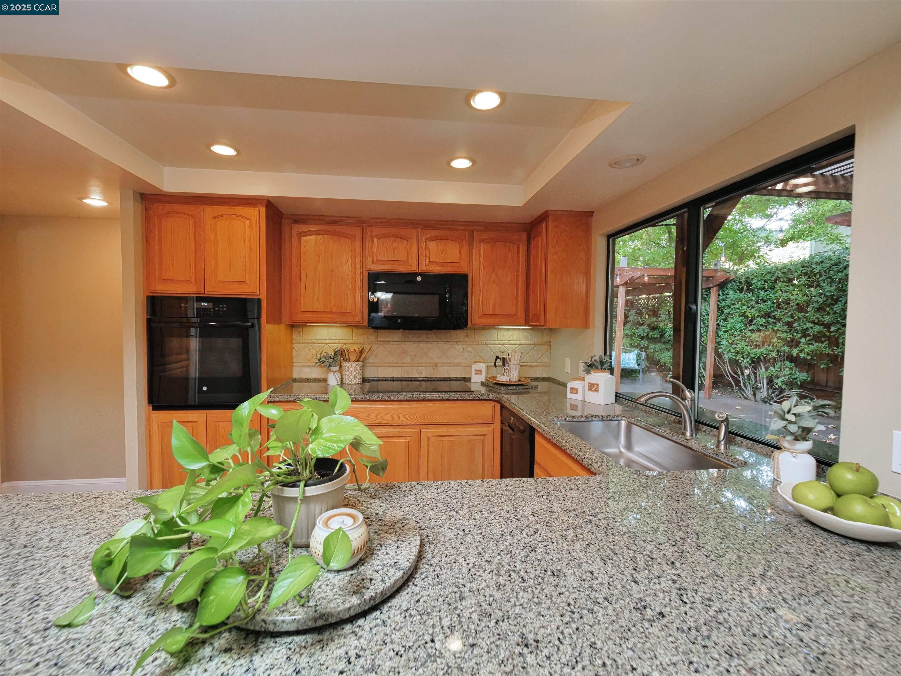 1024 Bermuda, Concord