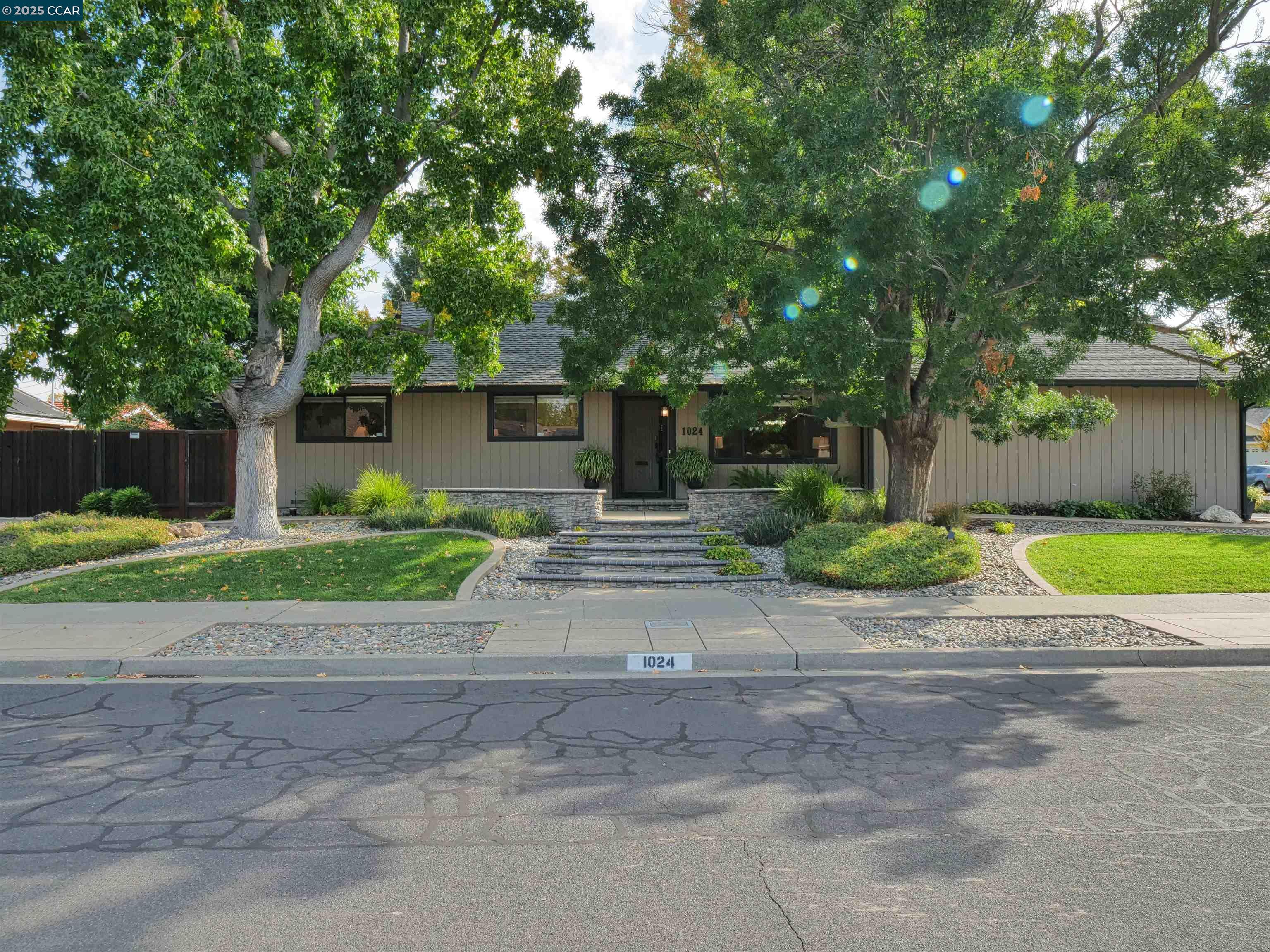 1024 Bermuda, Concord