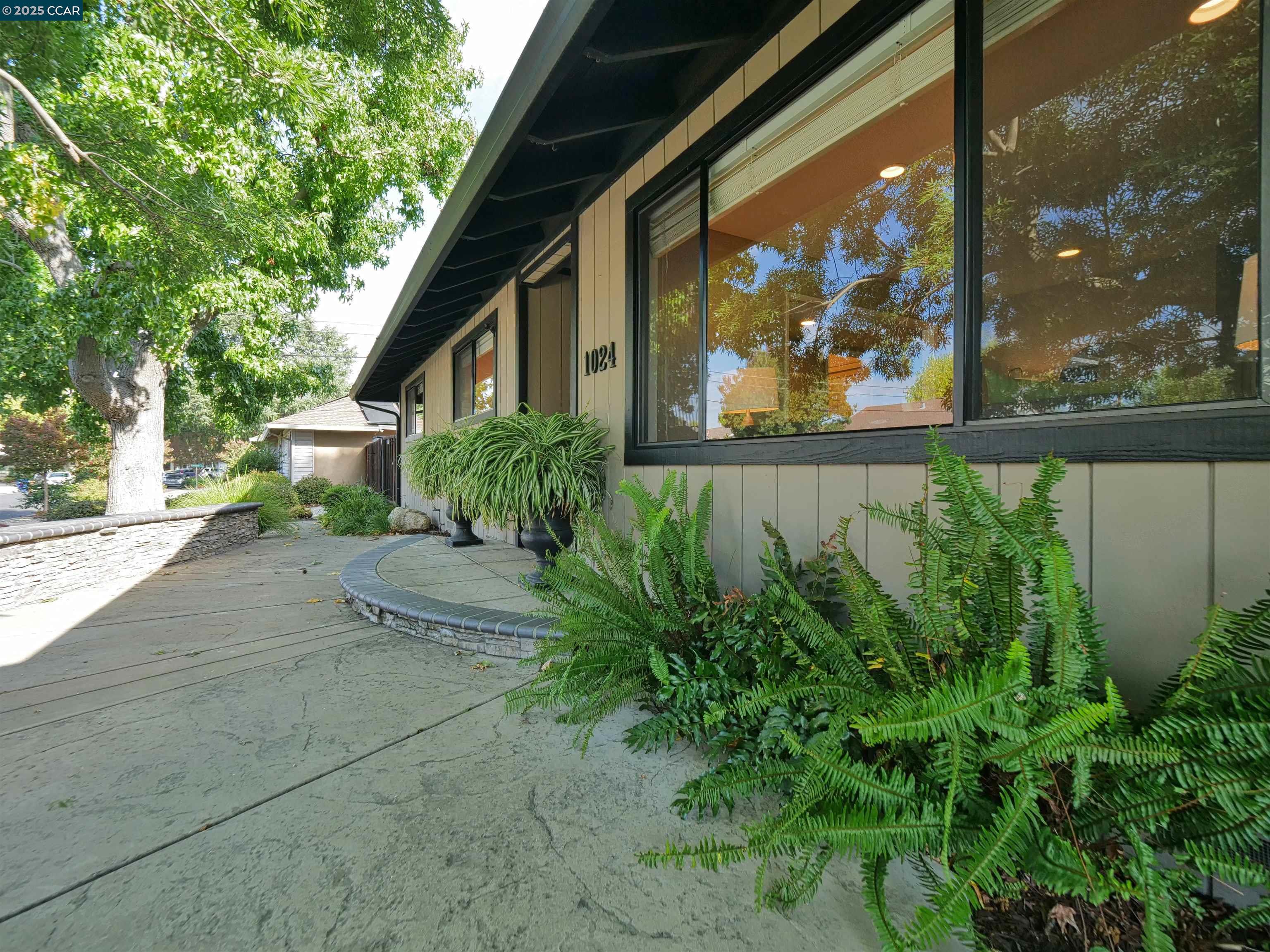 1024 Bermuda, Concord