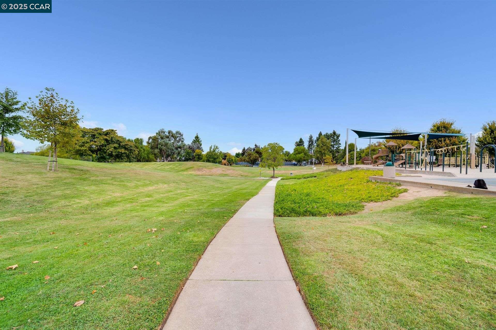 4695 S Larwin Ave, Concord